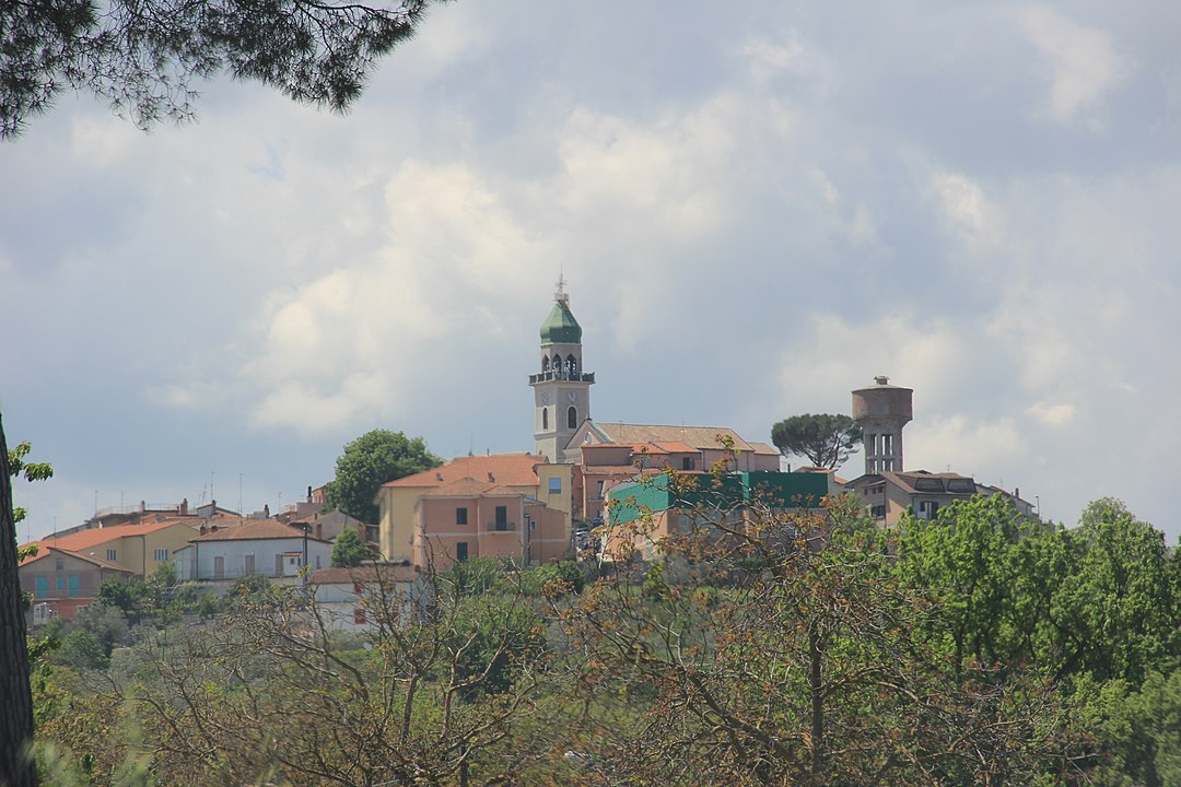 centro storico, di crinale, collinare, Sant'Angelo all'Esca