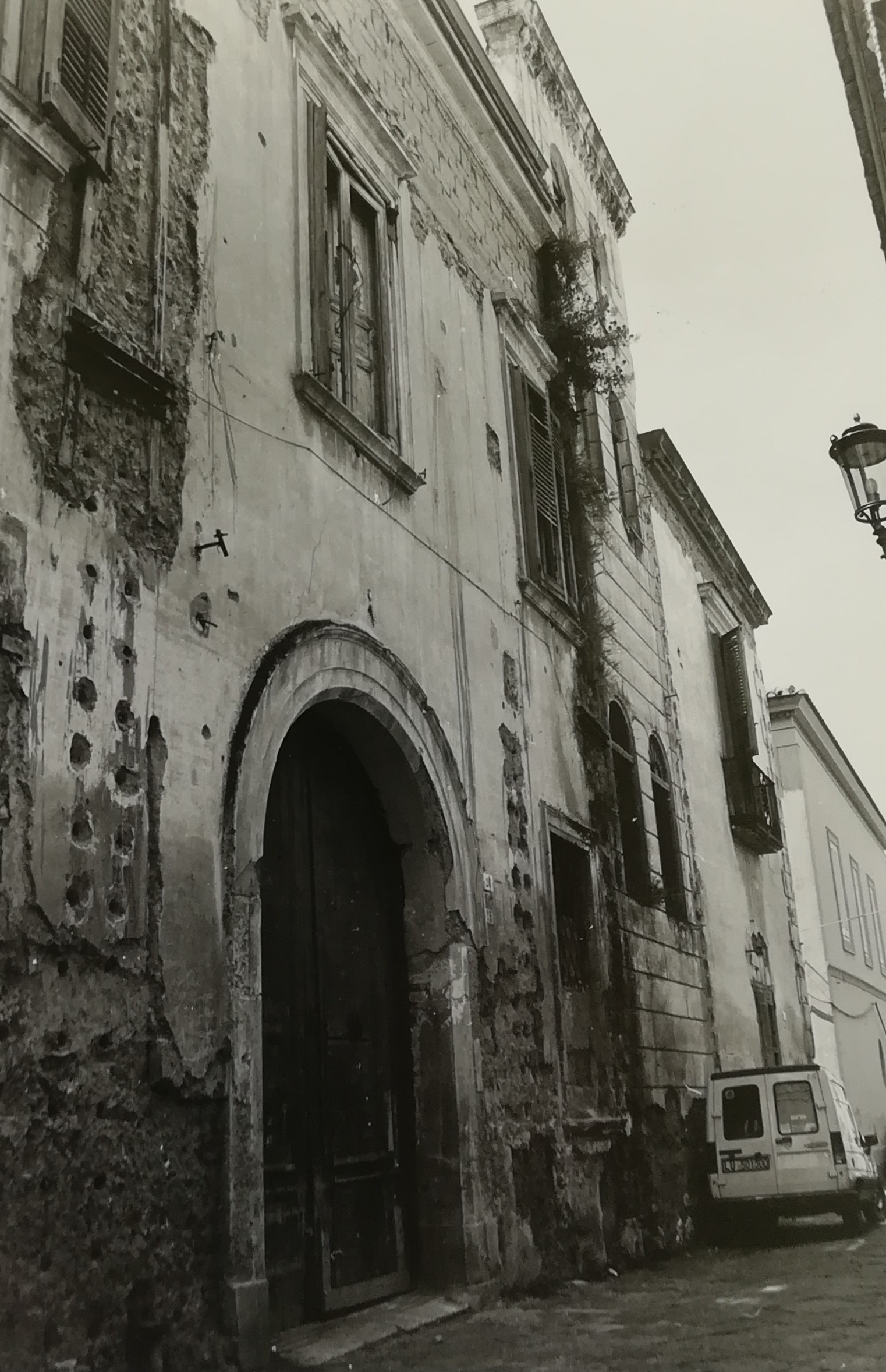 Palazzo privato in Via Annunziata, 24, 26