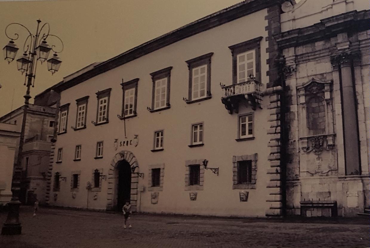 casa comunale " Palazzo Della Corte Della Baviglia"