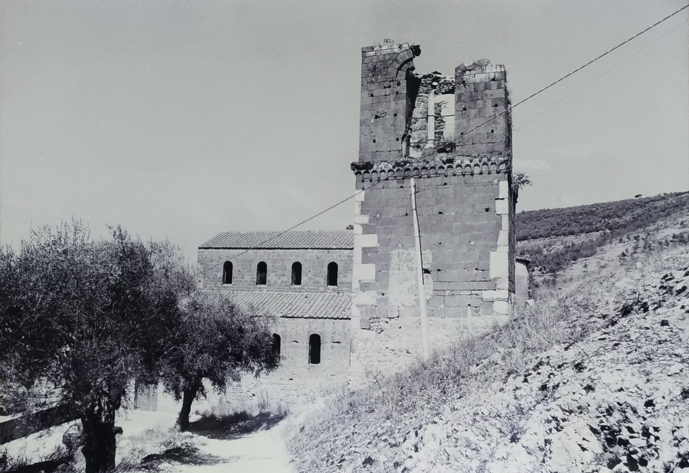 Abbazia di San Pietro ad Montes