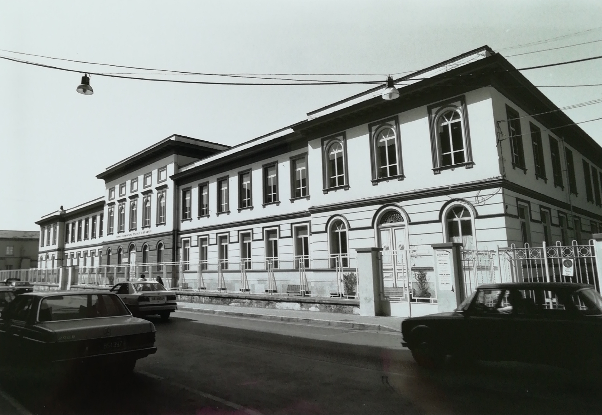 Scuola "E. De Amicis"