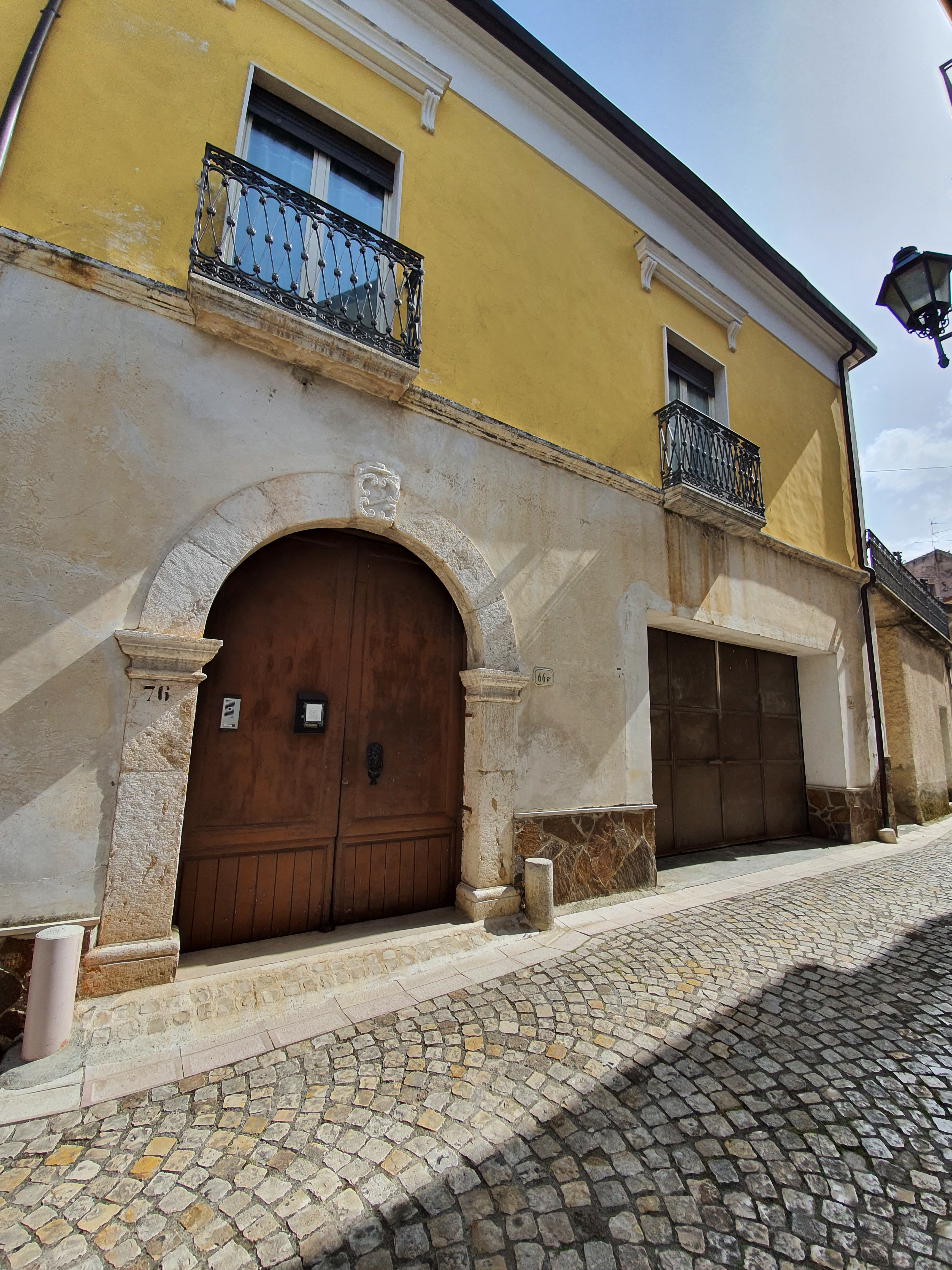 [Palazzo in via Rua, 76]