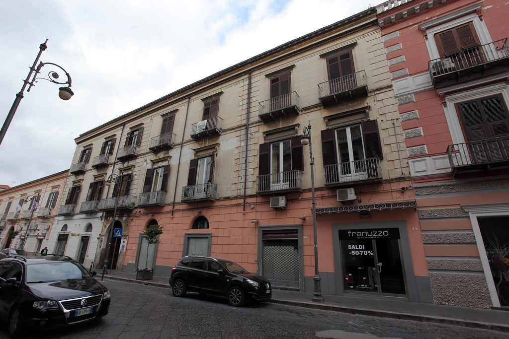[Palazzo in Corso Giuseppe Garibaldi, 35]