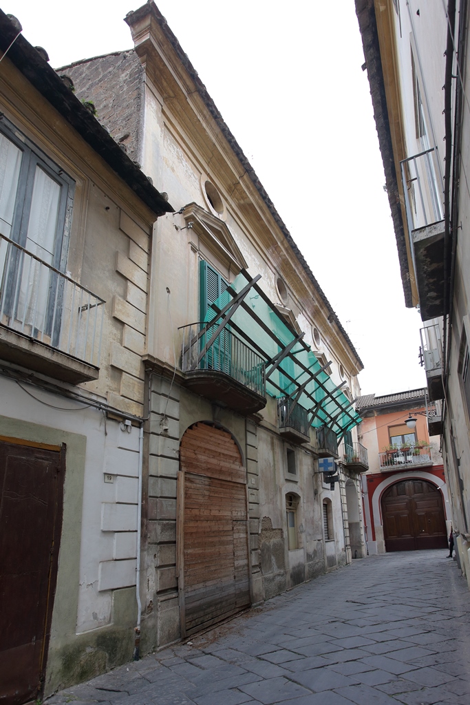 [Palazzo in Via Latina, 31]