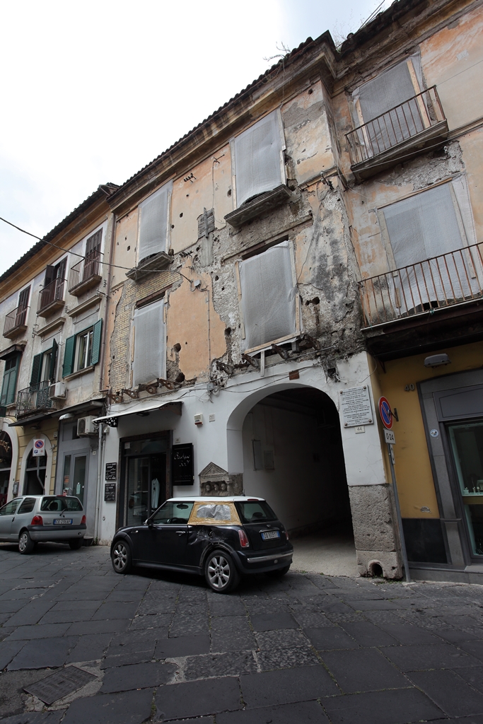 [Palazzo in Via Mazzocchi, 130]