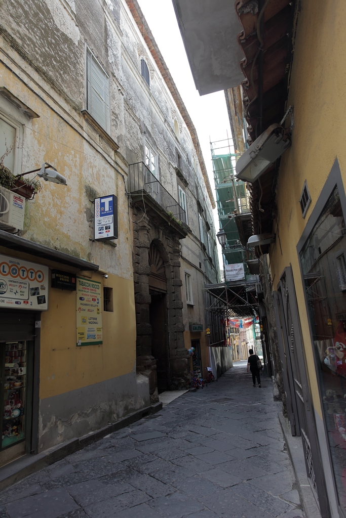 [Palazzo in Corso Lucilio, 79]