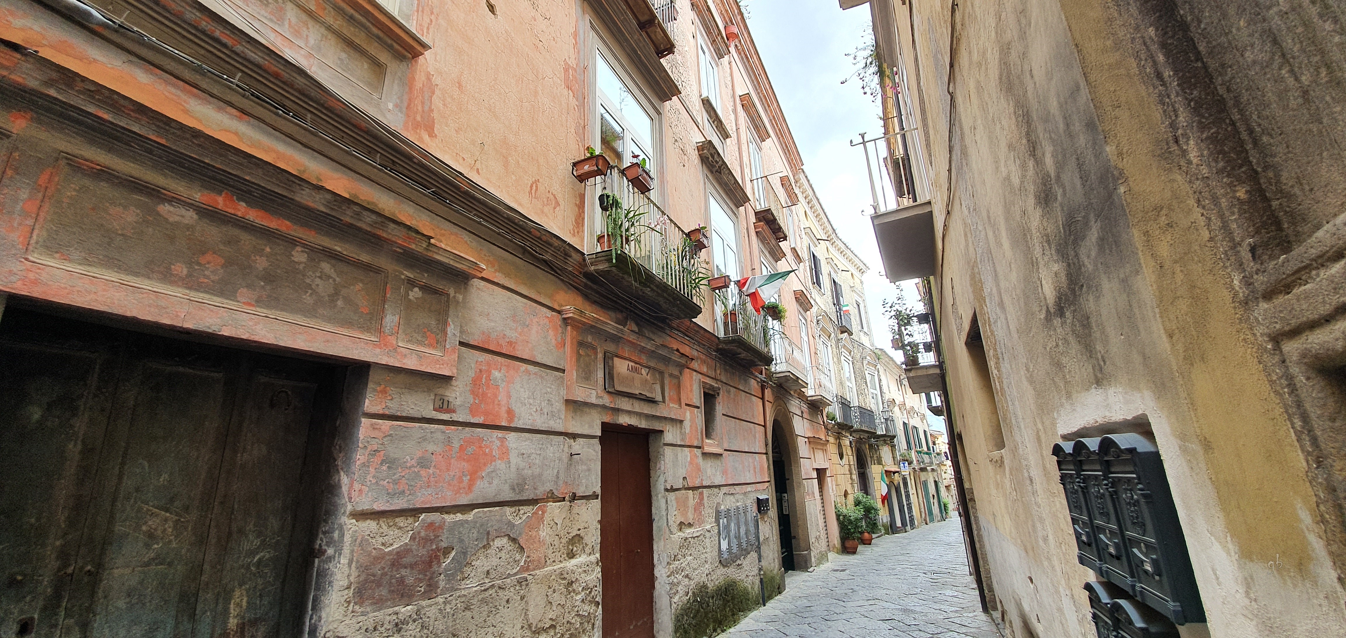 [Palazzo in Via Garibaldi, 35]