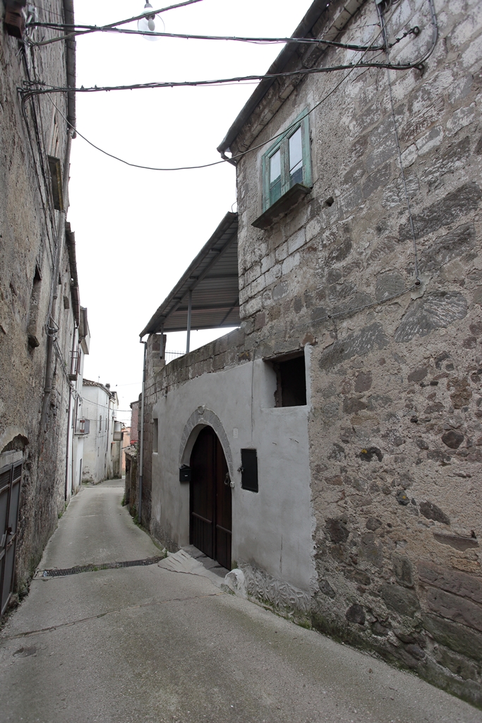 [Palazzo in Via Secce, 13]