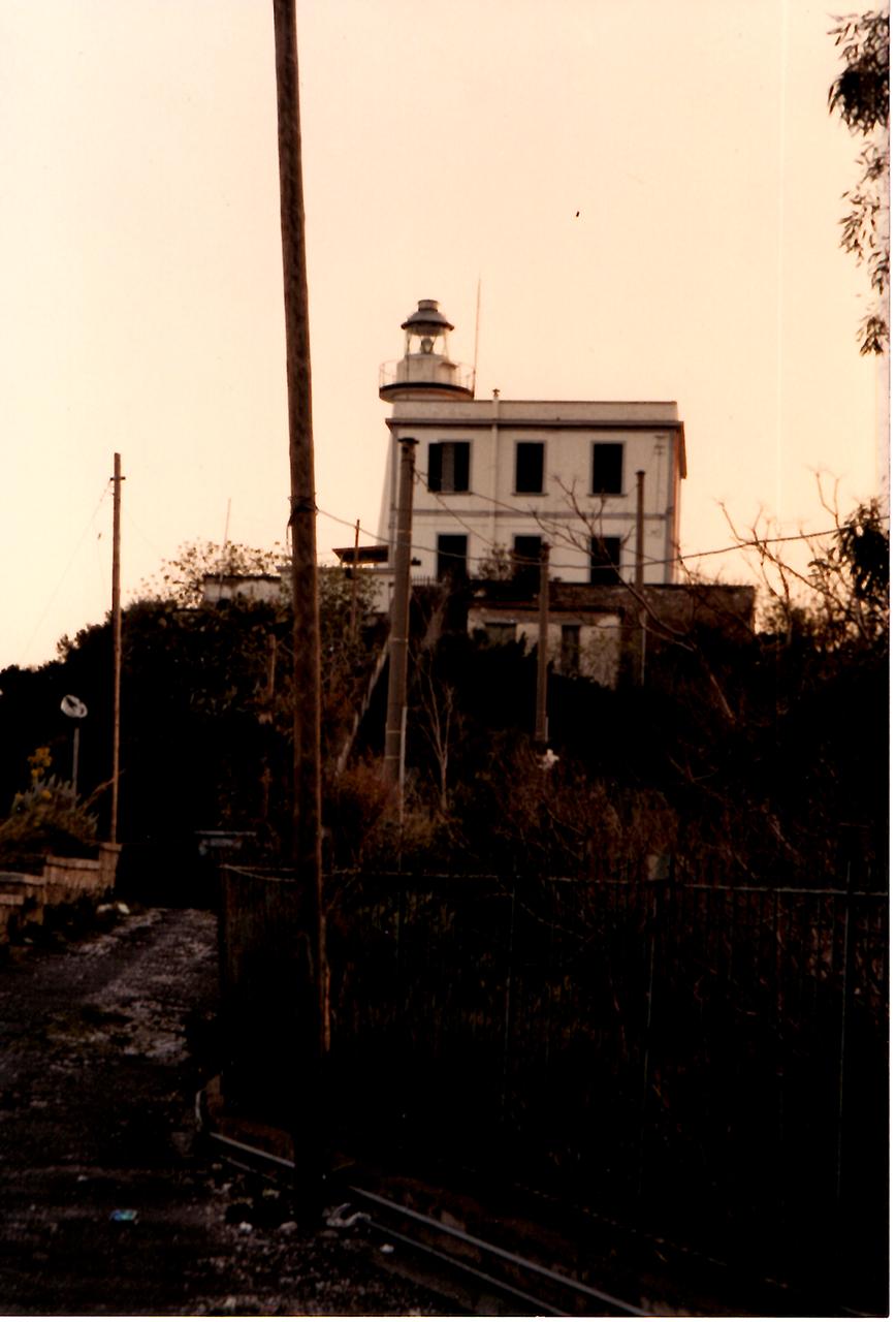 Faro di Baia