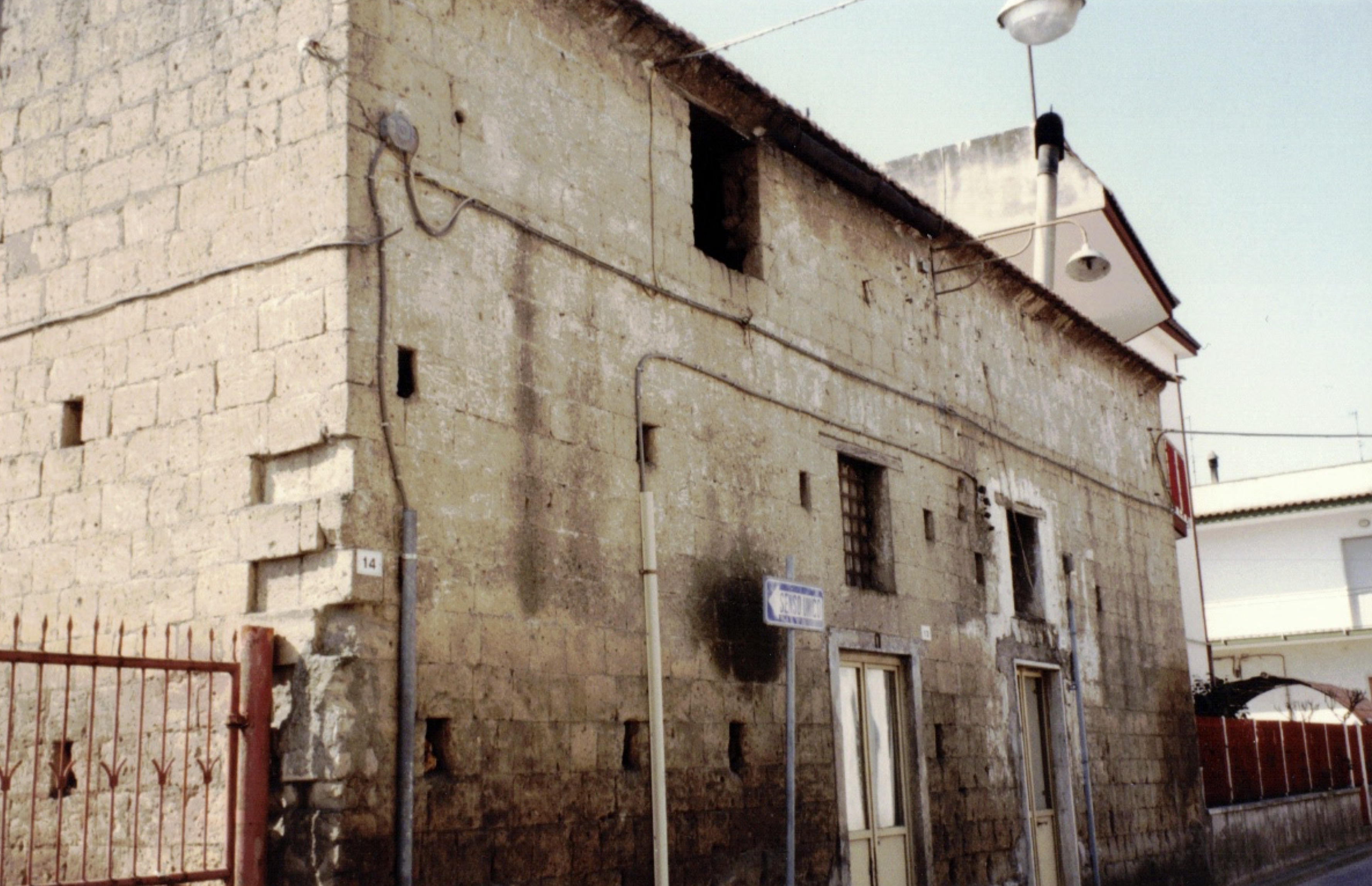 Casa privata in via S. Francesco d'Assisi, 12