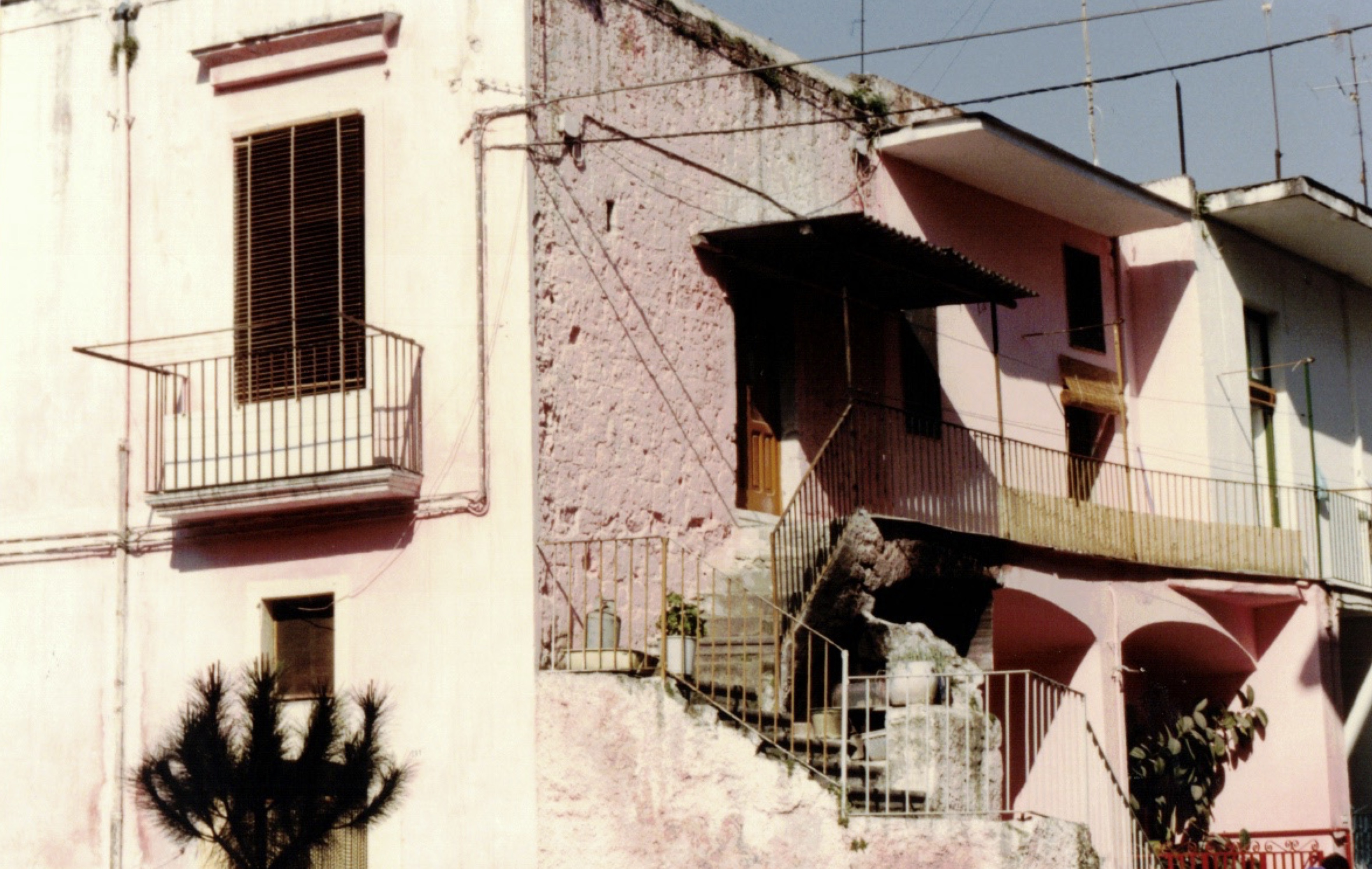 Casa urbana in. via Camillo Cucca, n. 211