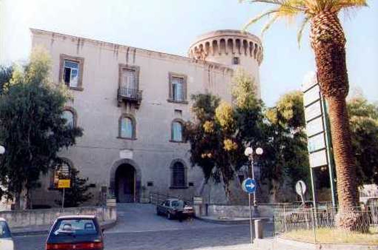 centro storico, di pianura, Caivano