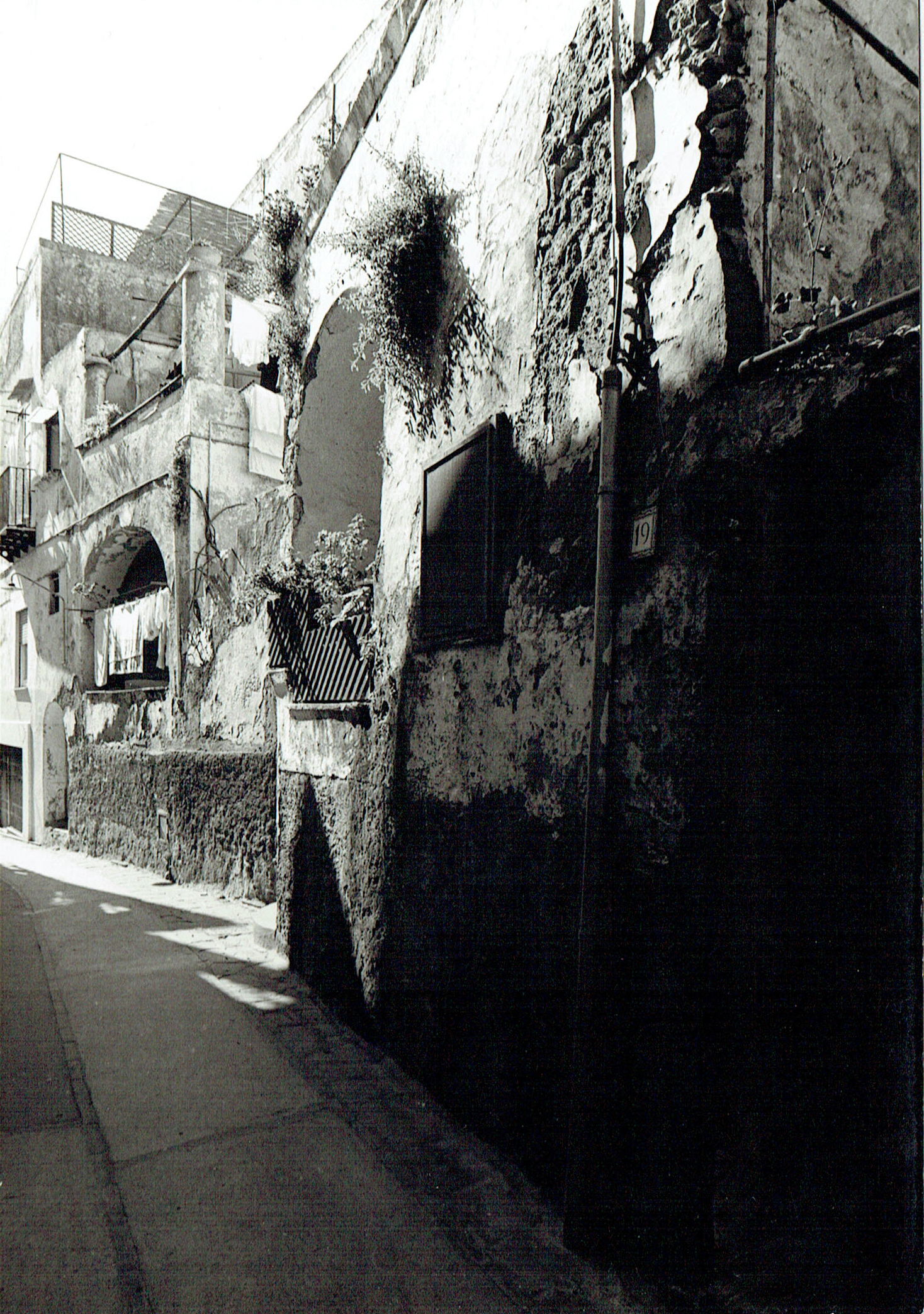 palazzetto in via Sopramonte, 15-19