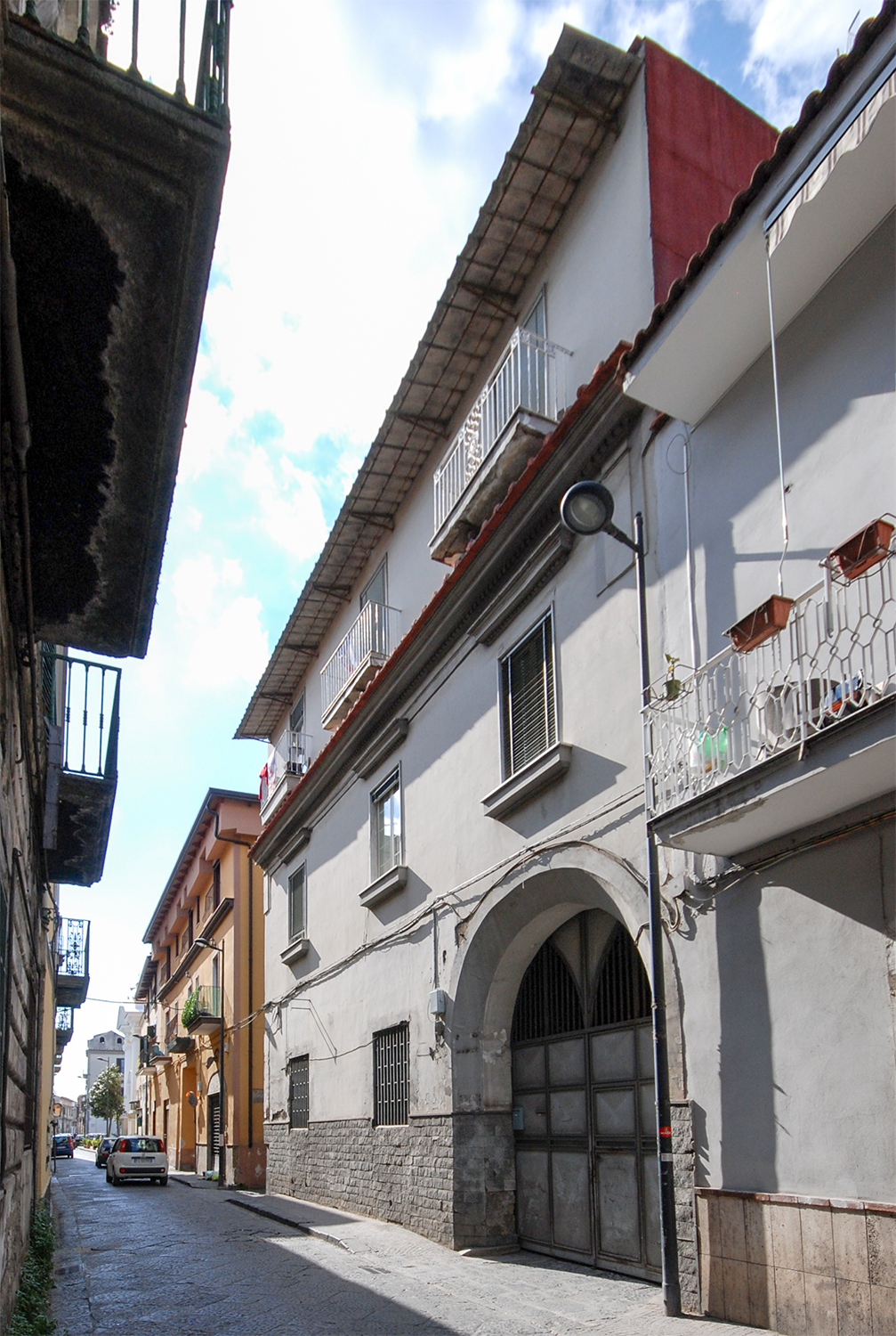 [Palazzo Vico Alfiero,1]