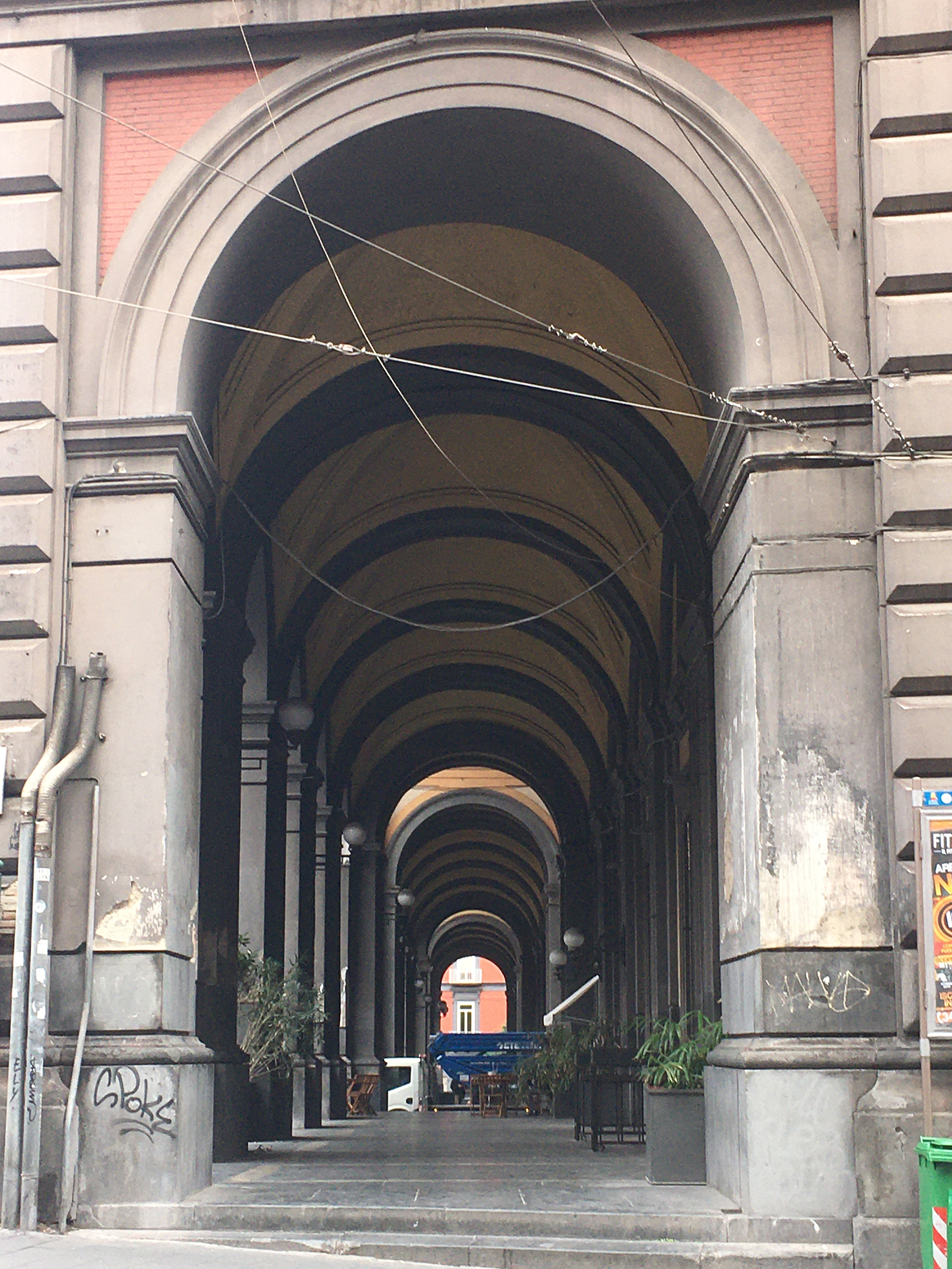 Galleria Principe di Napoli: portico