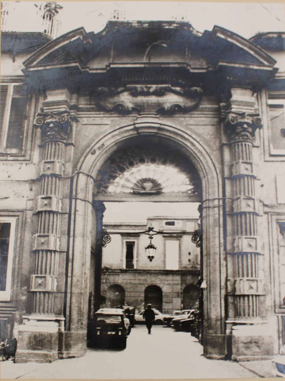 Palazzo Pignatelli di Monteleone: portale