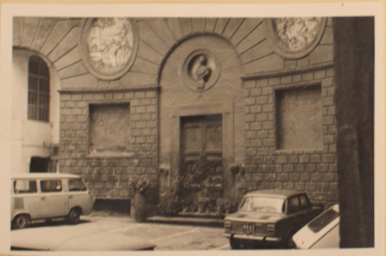 Palazzo Spinelli di Laurino: cortile