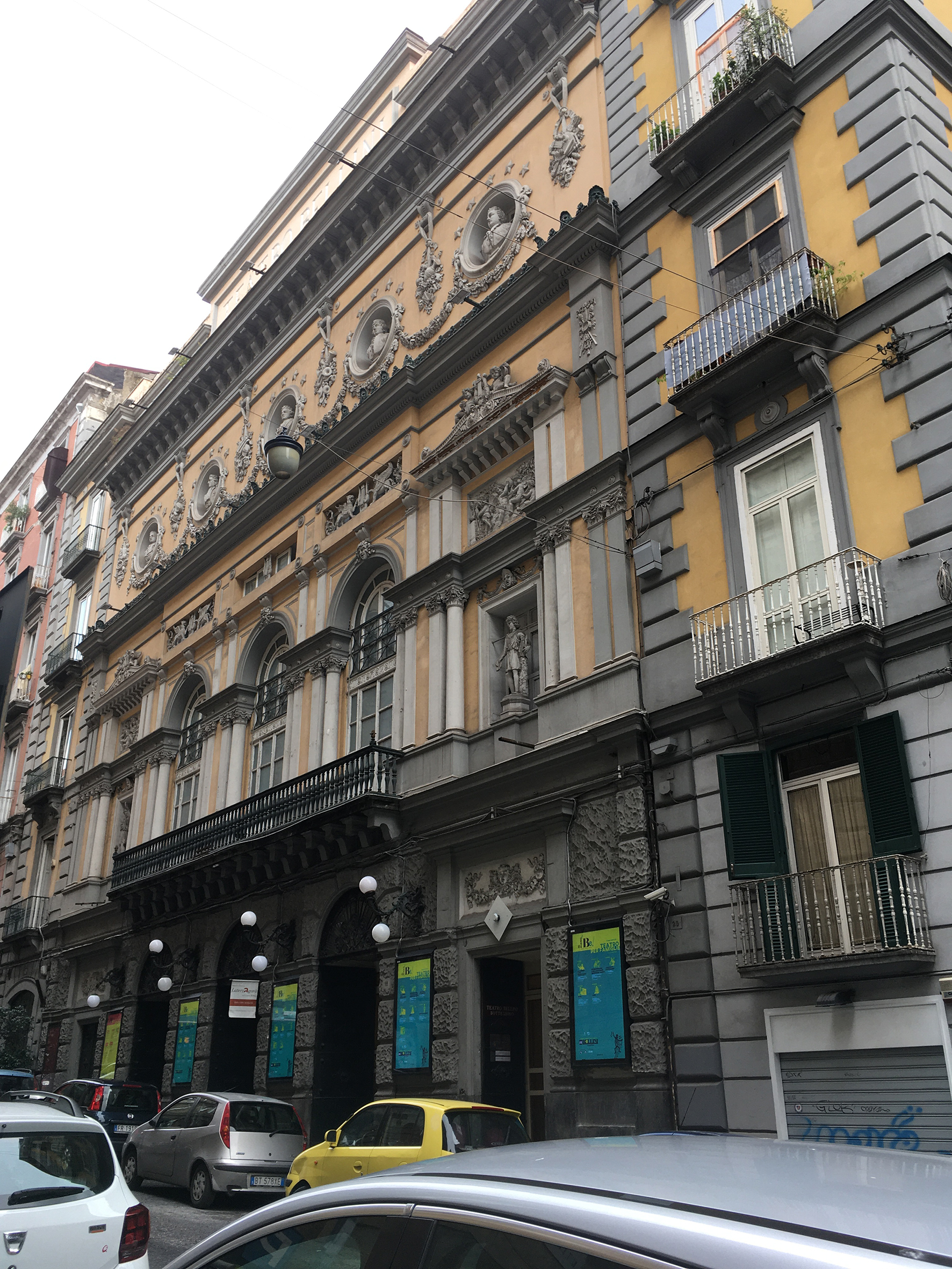 Teatro Bellini: facciata