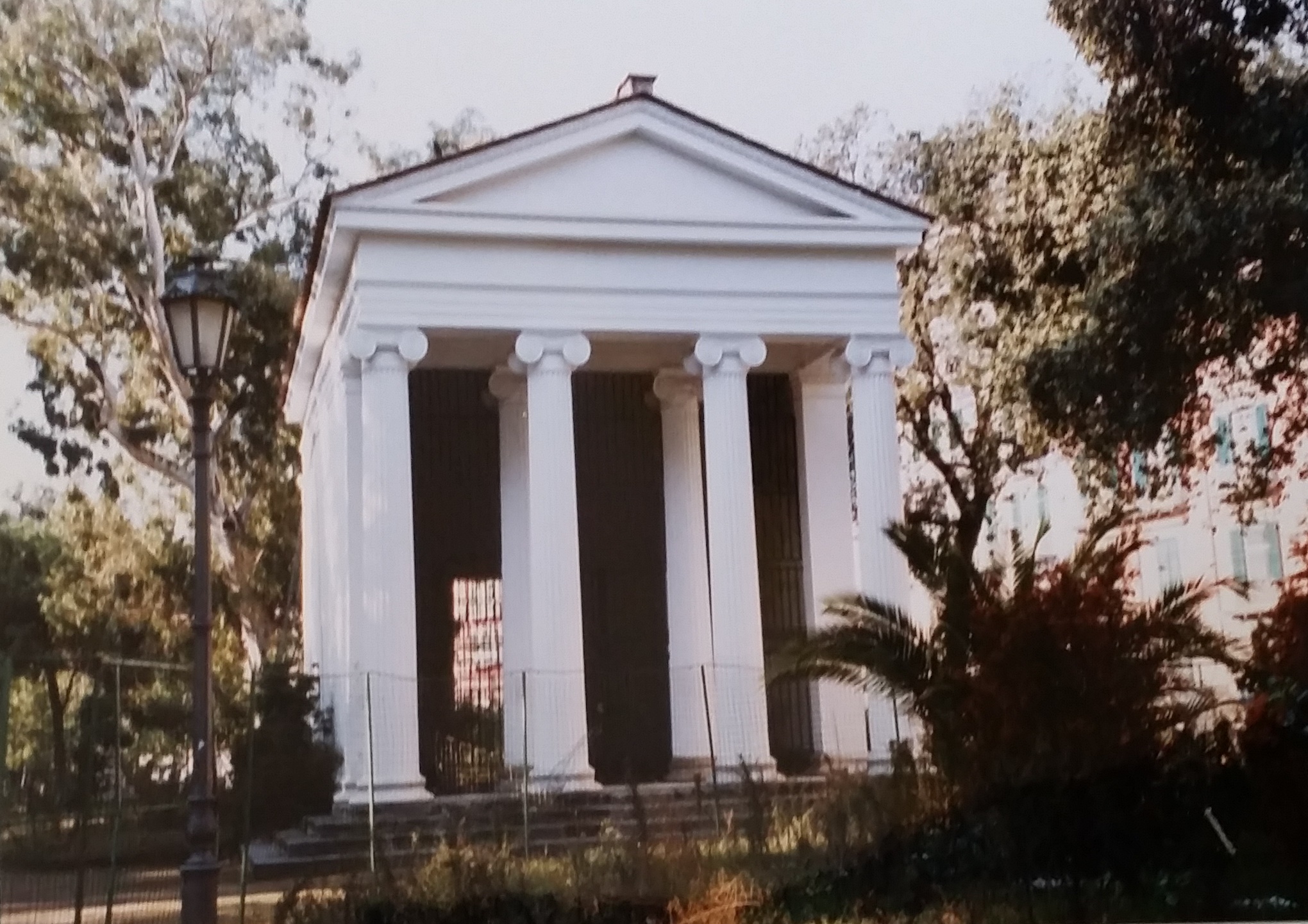 Tempietto rettangolare