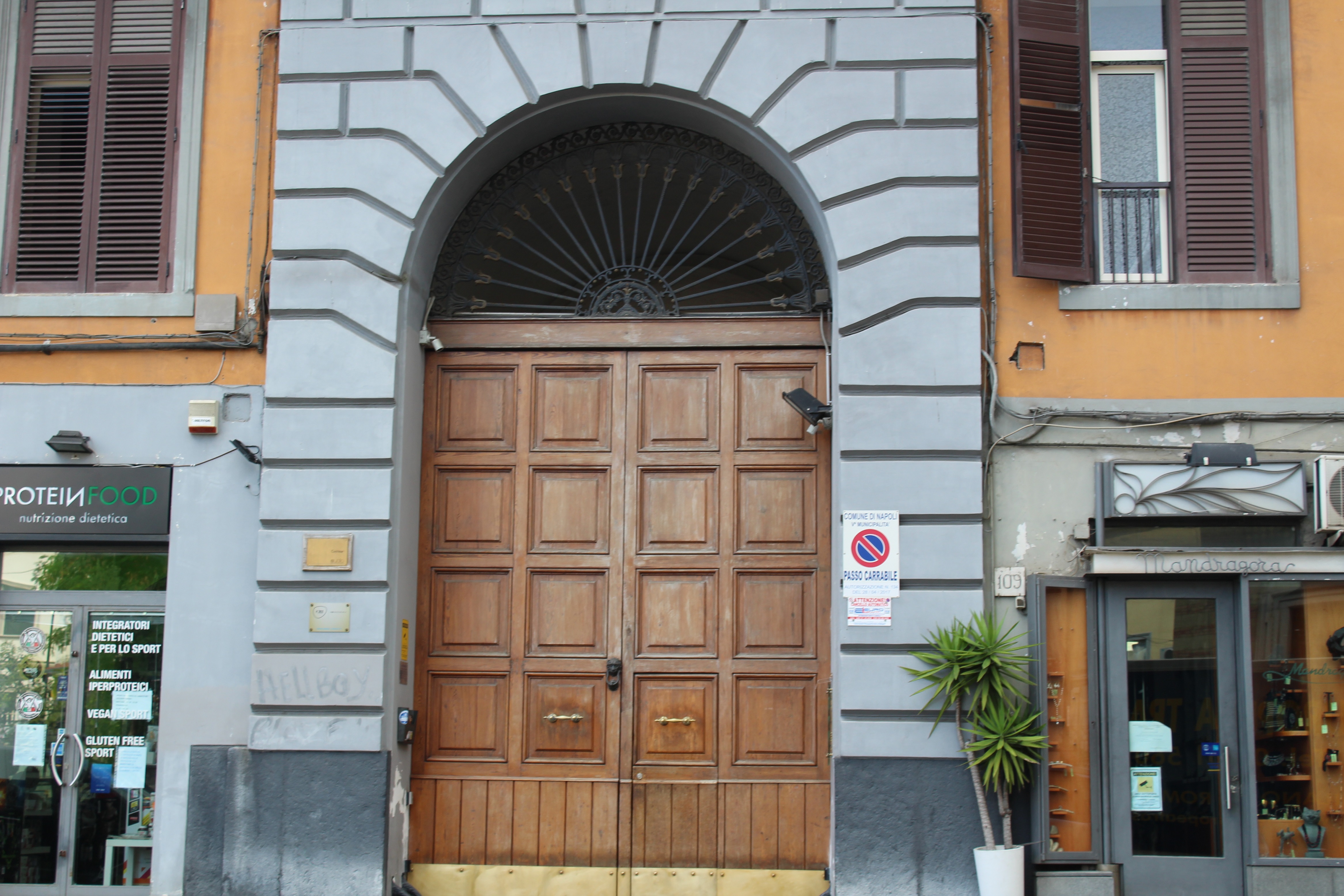 [Palazzo a Via S.Gennaro a Antignano, 109]