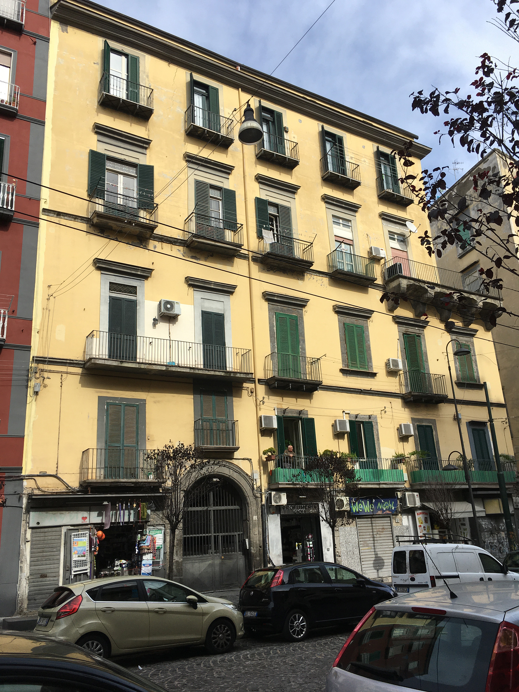 [Palazzo in Via Carbonara, 52]