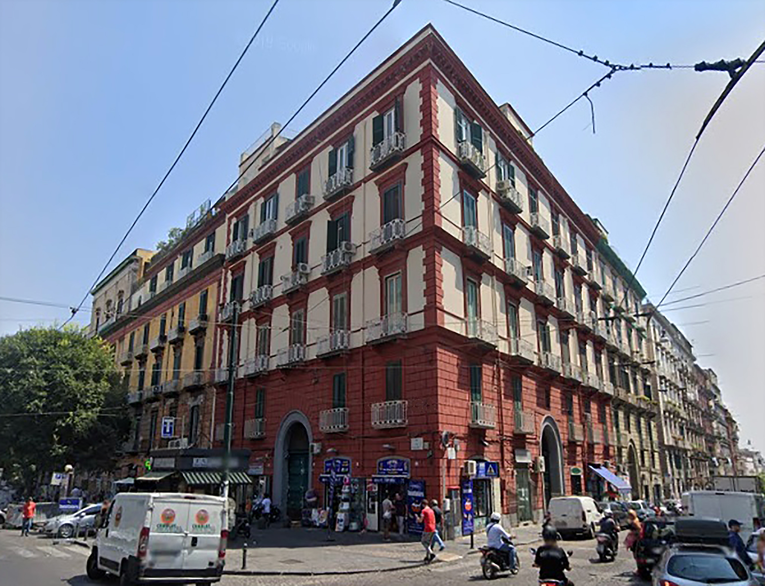 [Palazzo in Via Foria, 58]