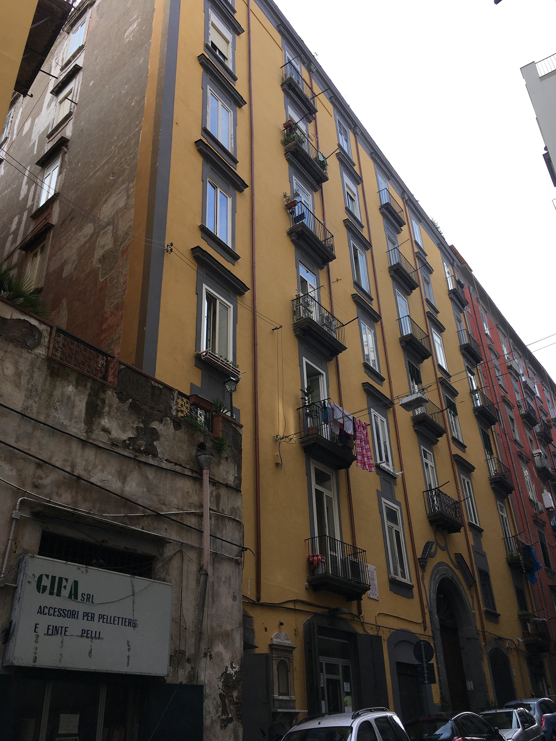 [Palazzo in Via L. Settembrini, 60]
