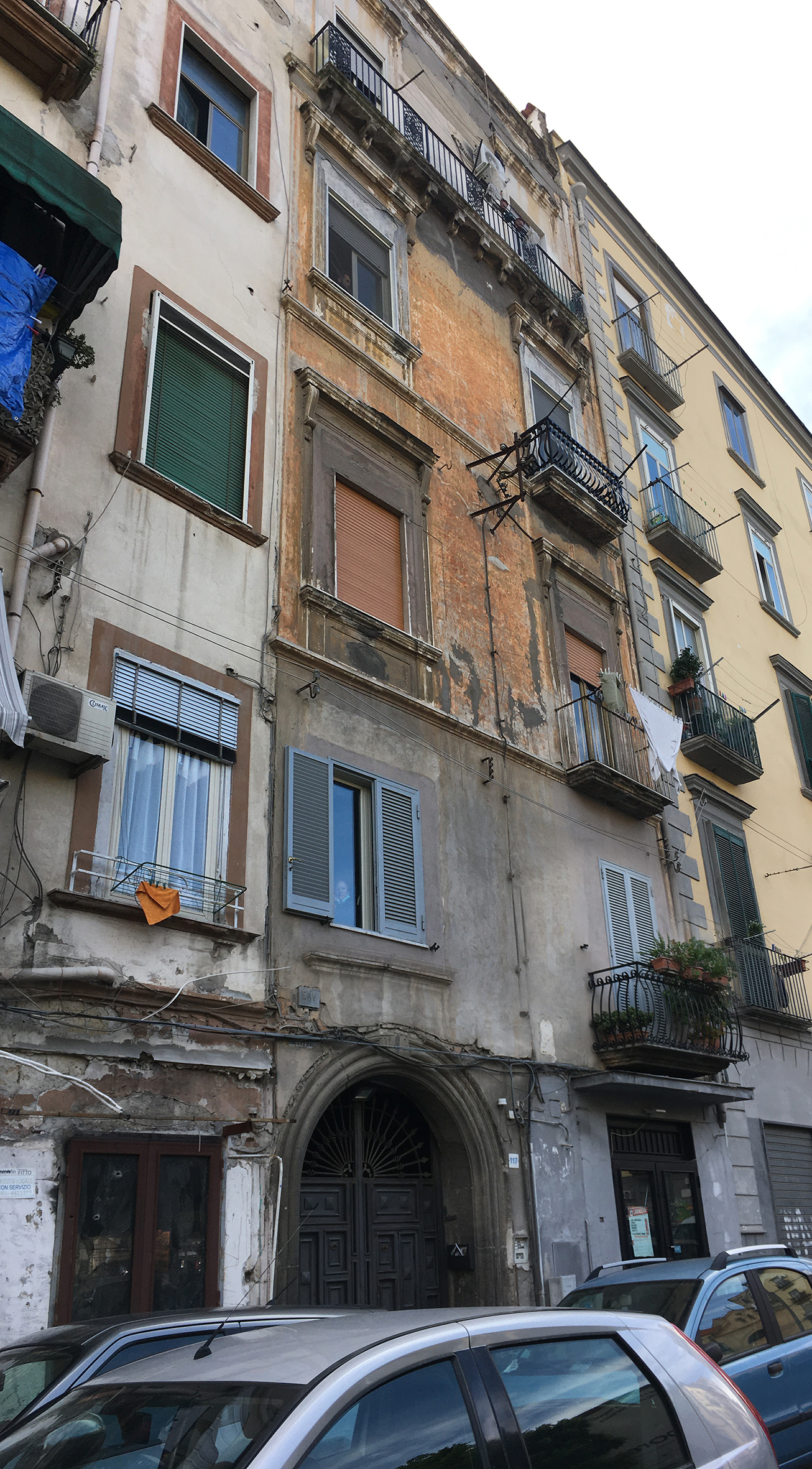 [Palazzo in Via S. Giovanni a Carbonara, 117]