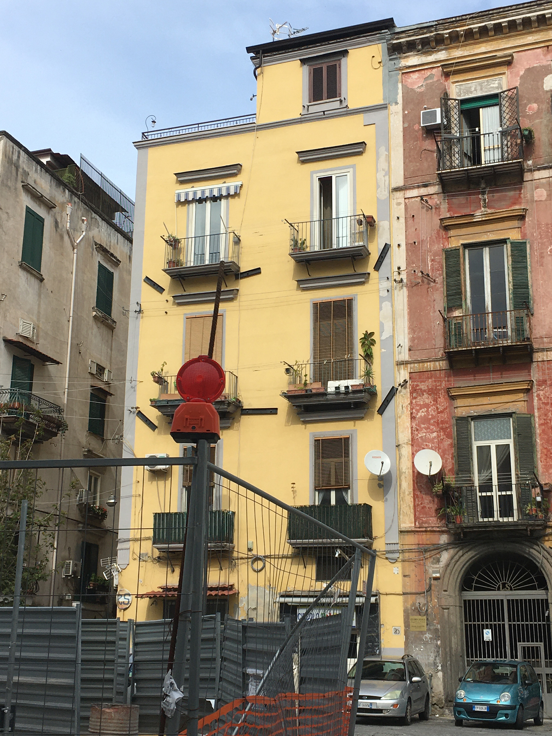 [Palazzo in Via Salita Pontenuovo, 72]