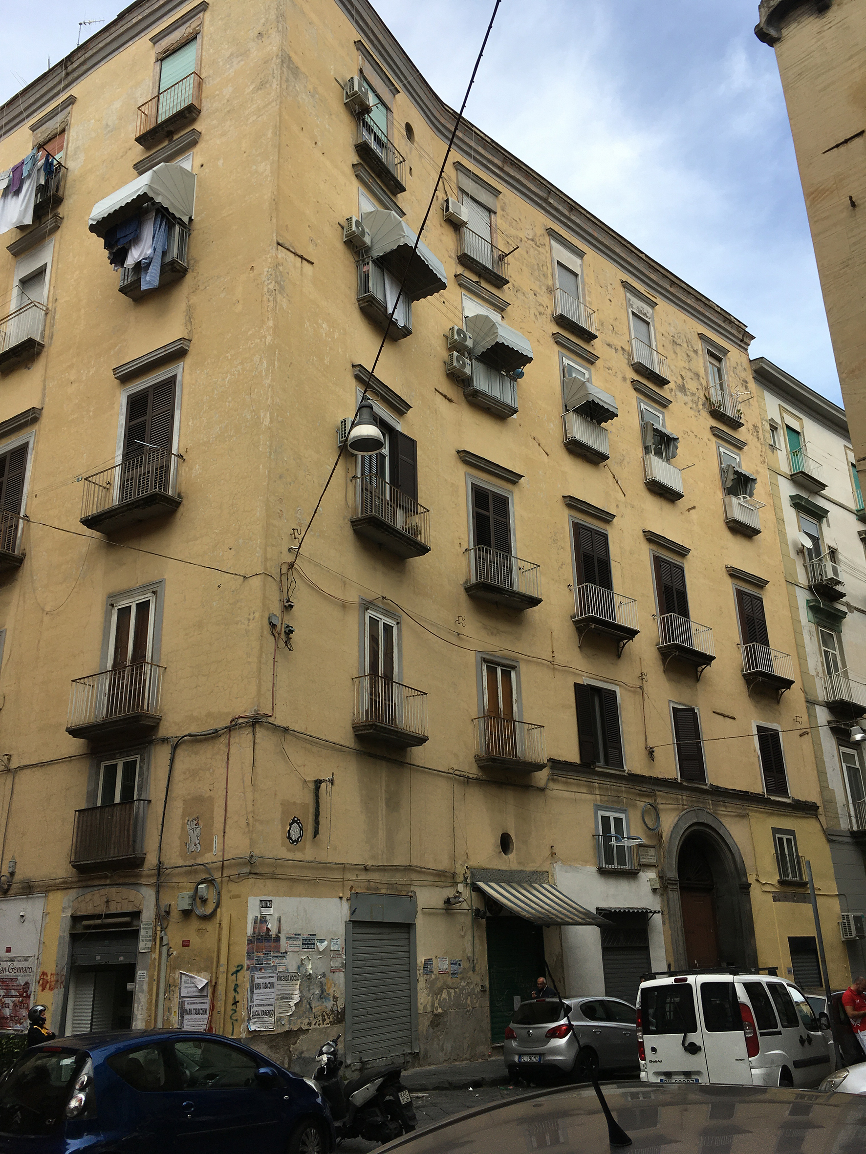 [Palazzo in Via Settembrini, 12]