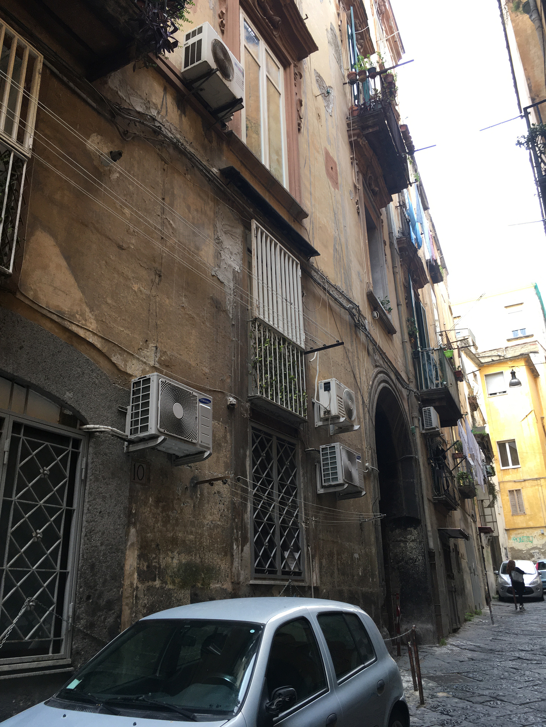 [Palazzo in Vico San Gaudioso, 11]