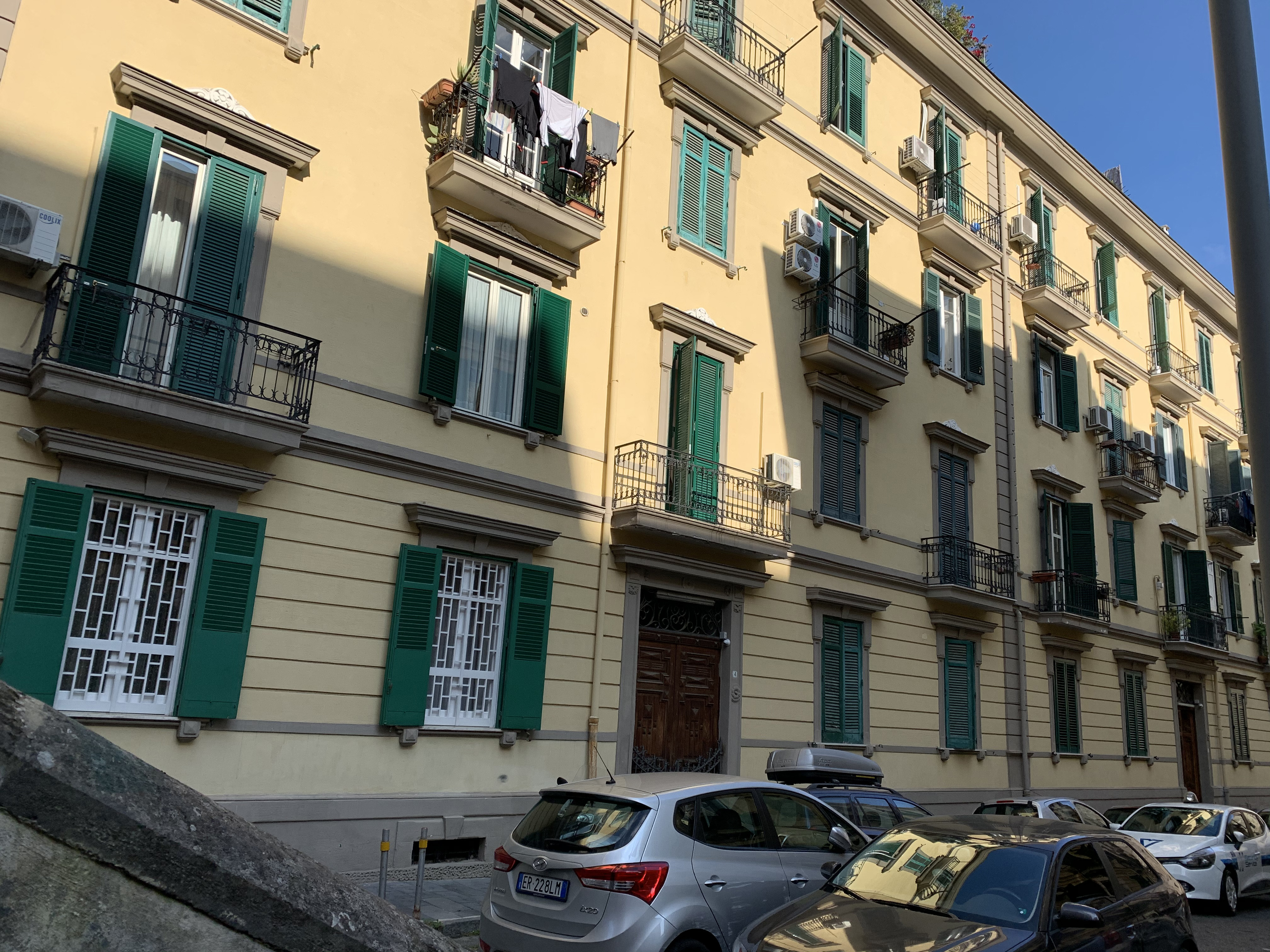 [Palazzo privato in via Antonio Ludovico Antinori, 2-4]