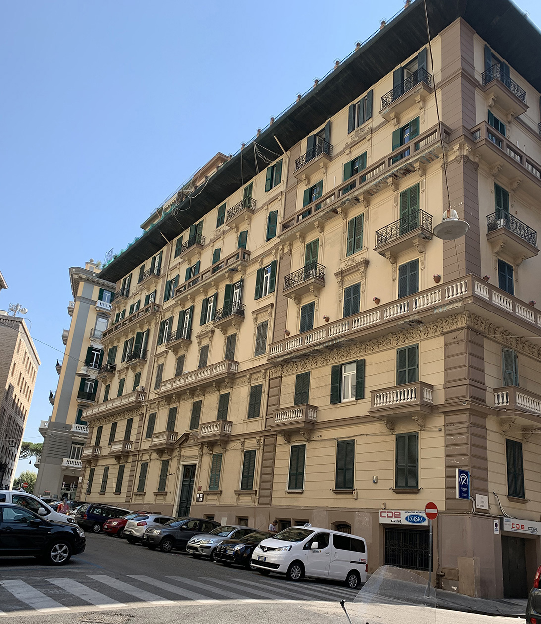 [Palazzo privato in via Generale Giordano Orsini, 46]