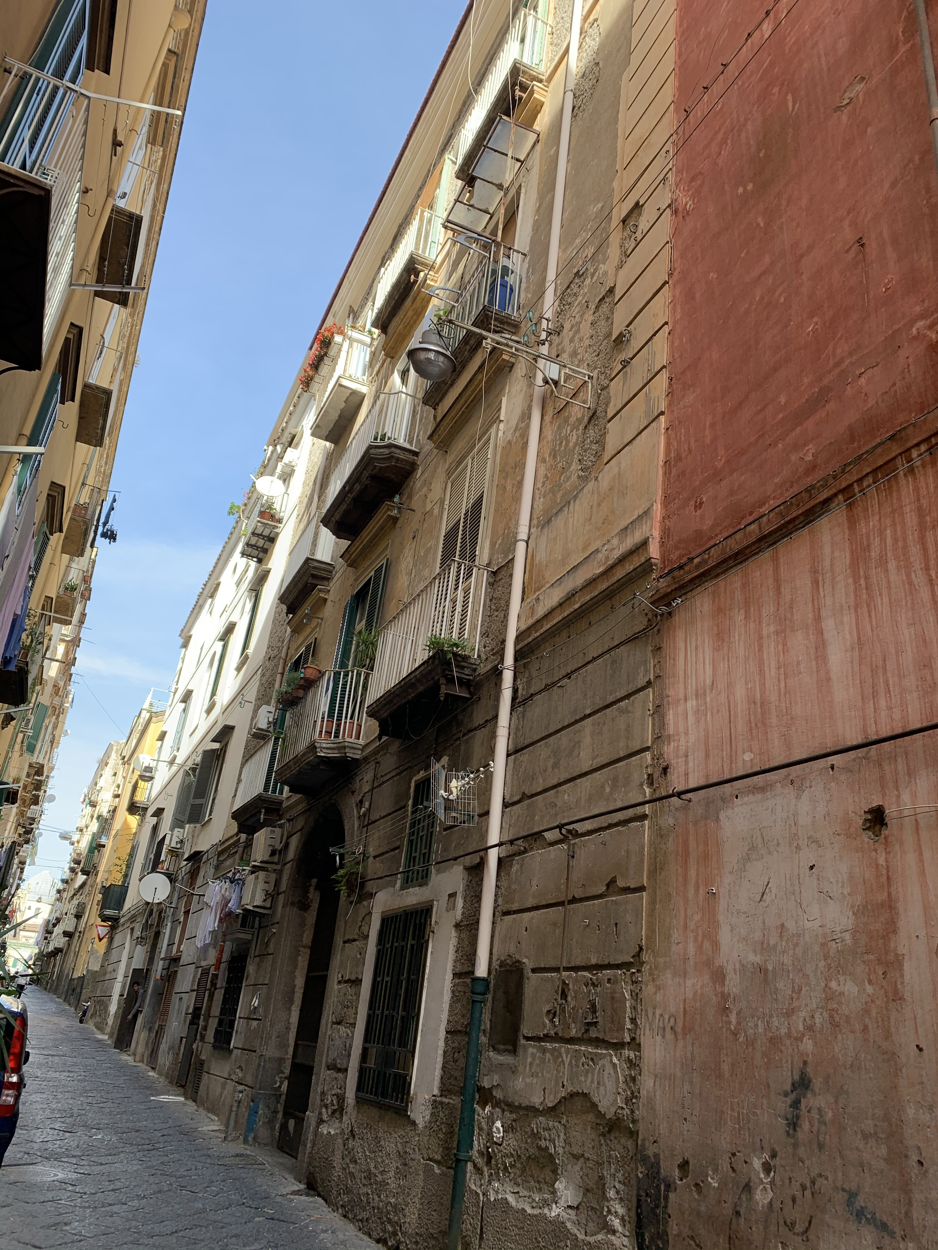 [Palazzo privato in via Giuseppe Mancinelli, 27-28]