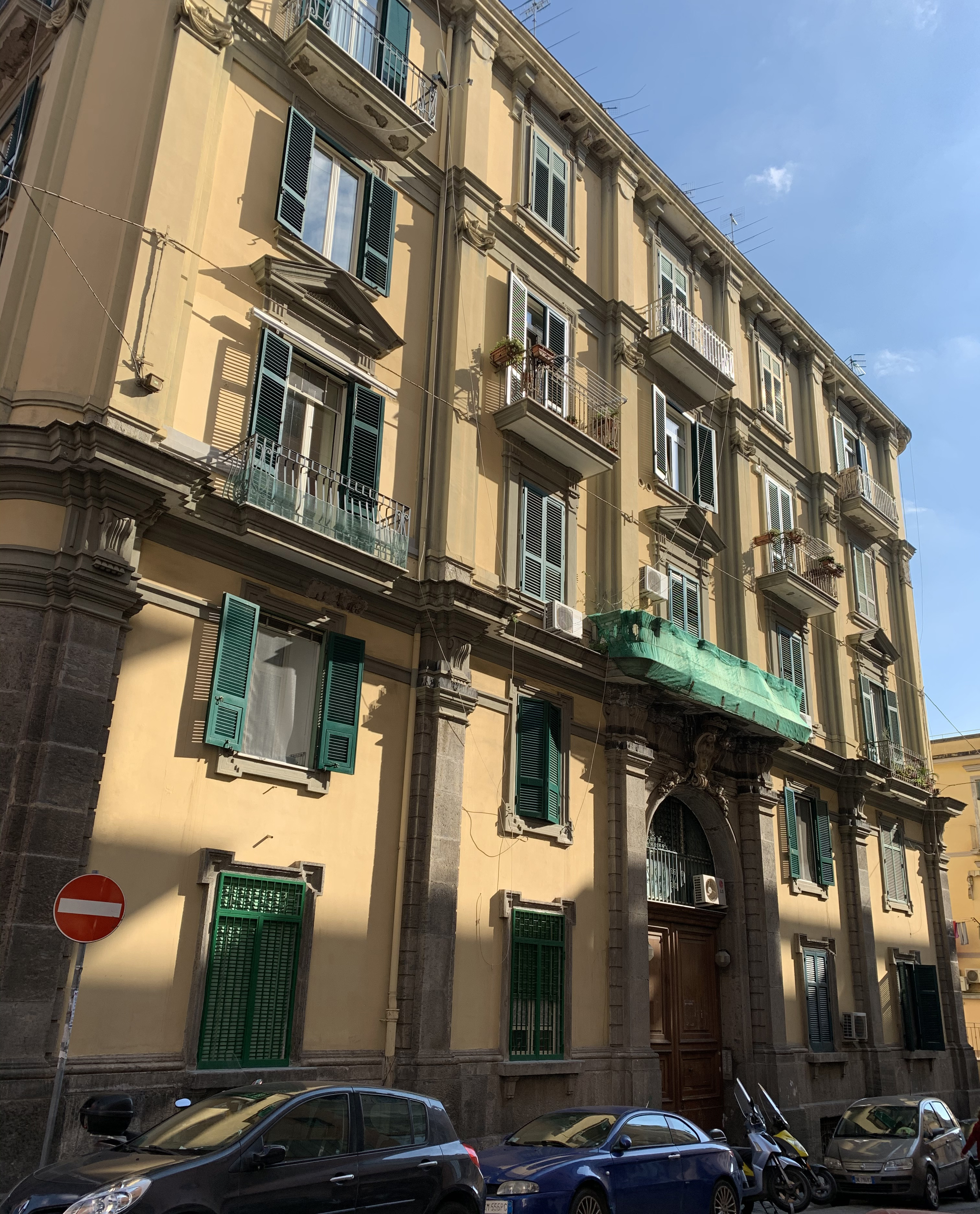 [Palazzo privato in via Goffredo Malaterra, 18]