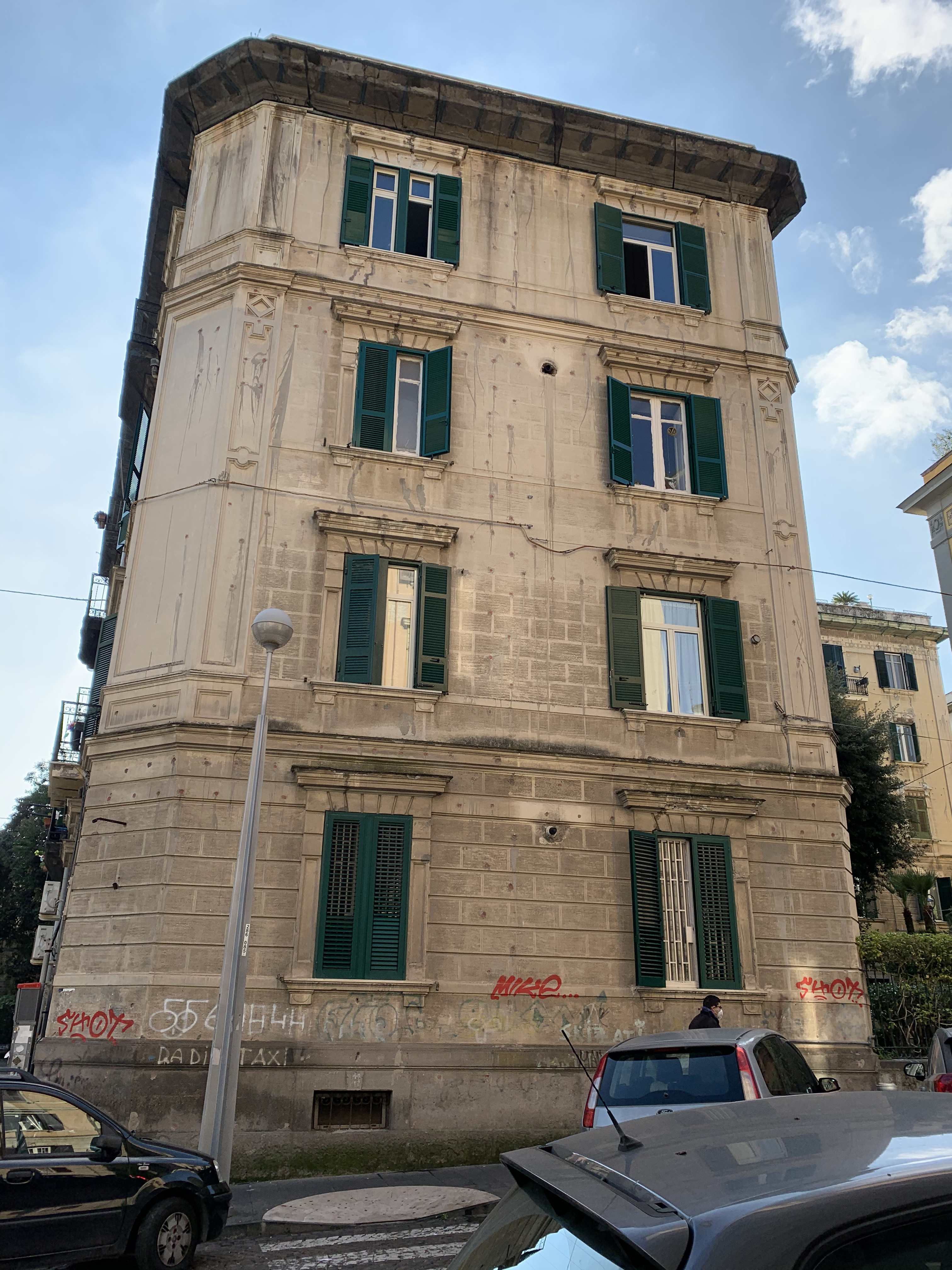 [Palazzo privato in via Leone Marsicano, s.n.c.]