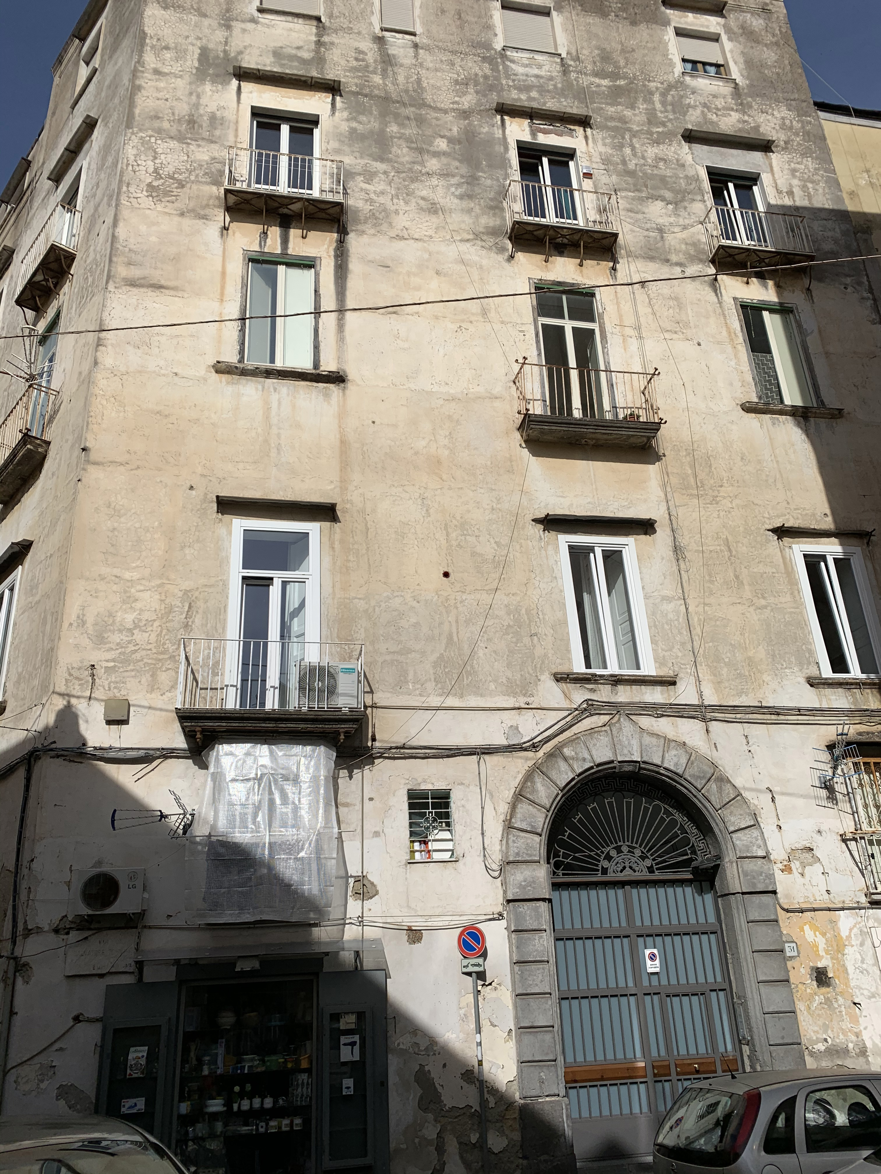 [Palazzo privato in via Salvatore Tommasi, 31]