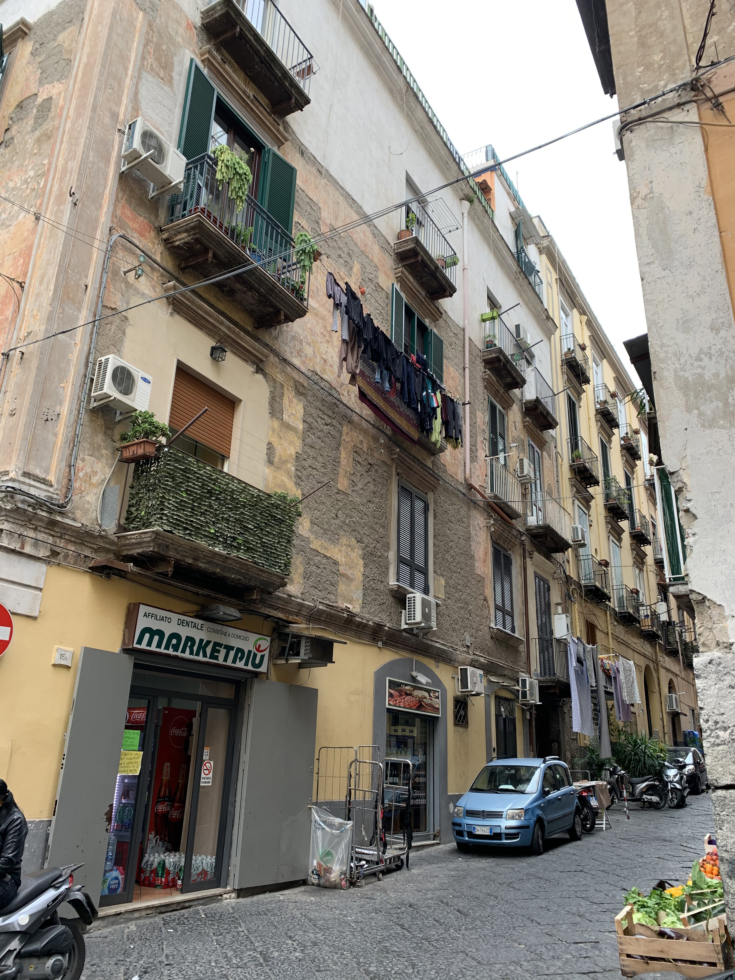 [Palazzo privato in via San Giuseppe dei Nudi, 15]