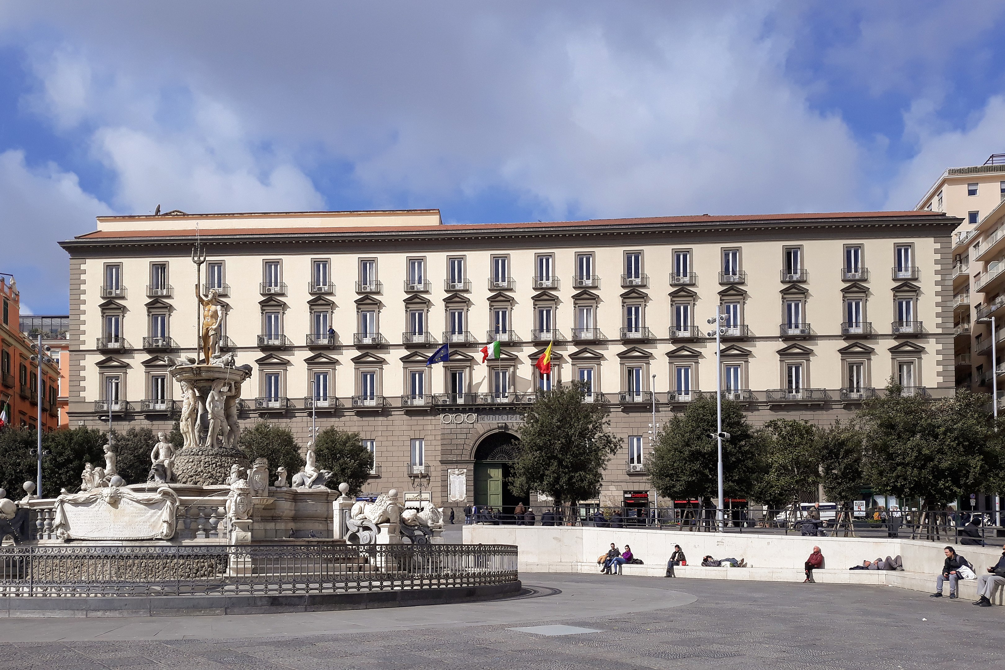 palazzo, PALAZZO DEL MUNICIPIO O DI S.GIACOMO