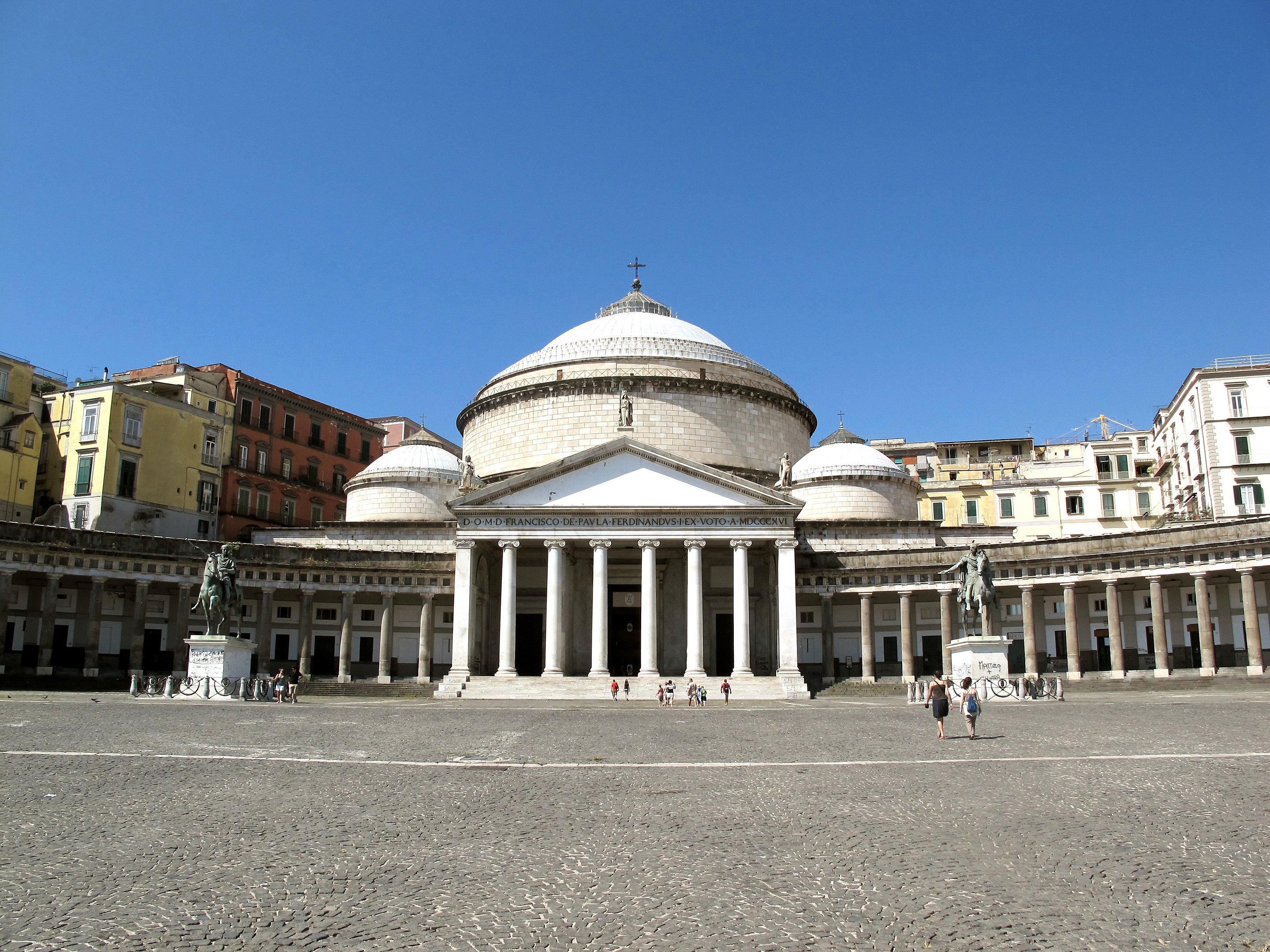 piazza, PIAZZA DEL PLEBISCITO