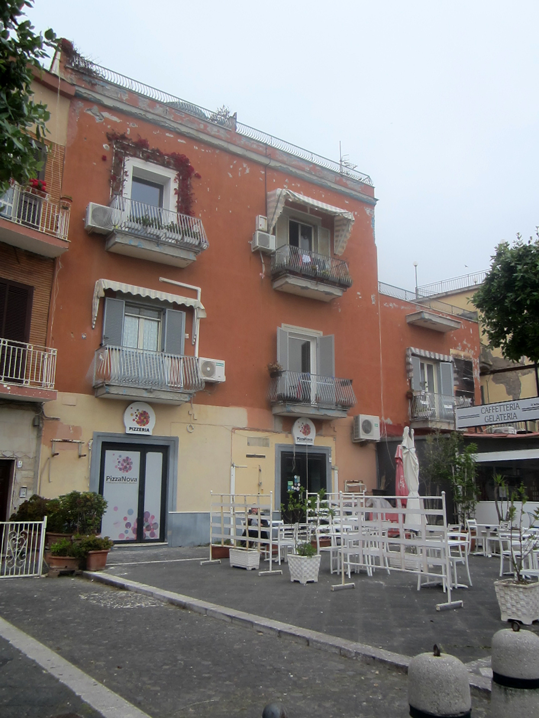[Palazzo in Corso Umberto, 167-169-171]