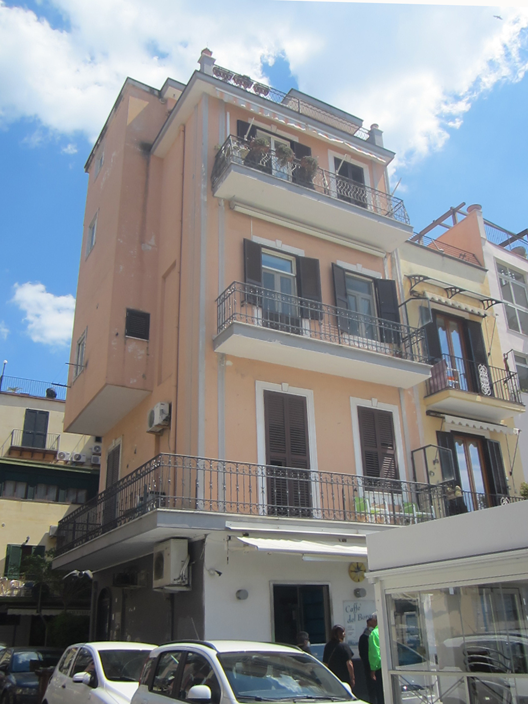 [Palazzo in Via Boffa, 13-15]