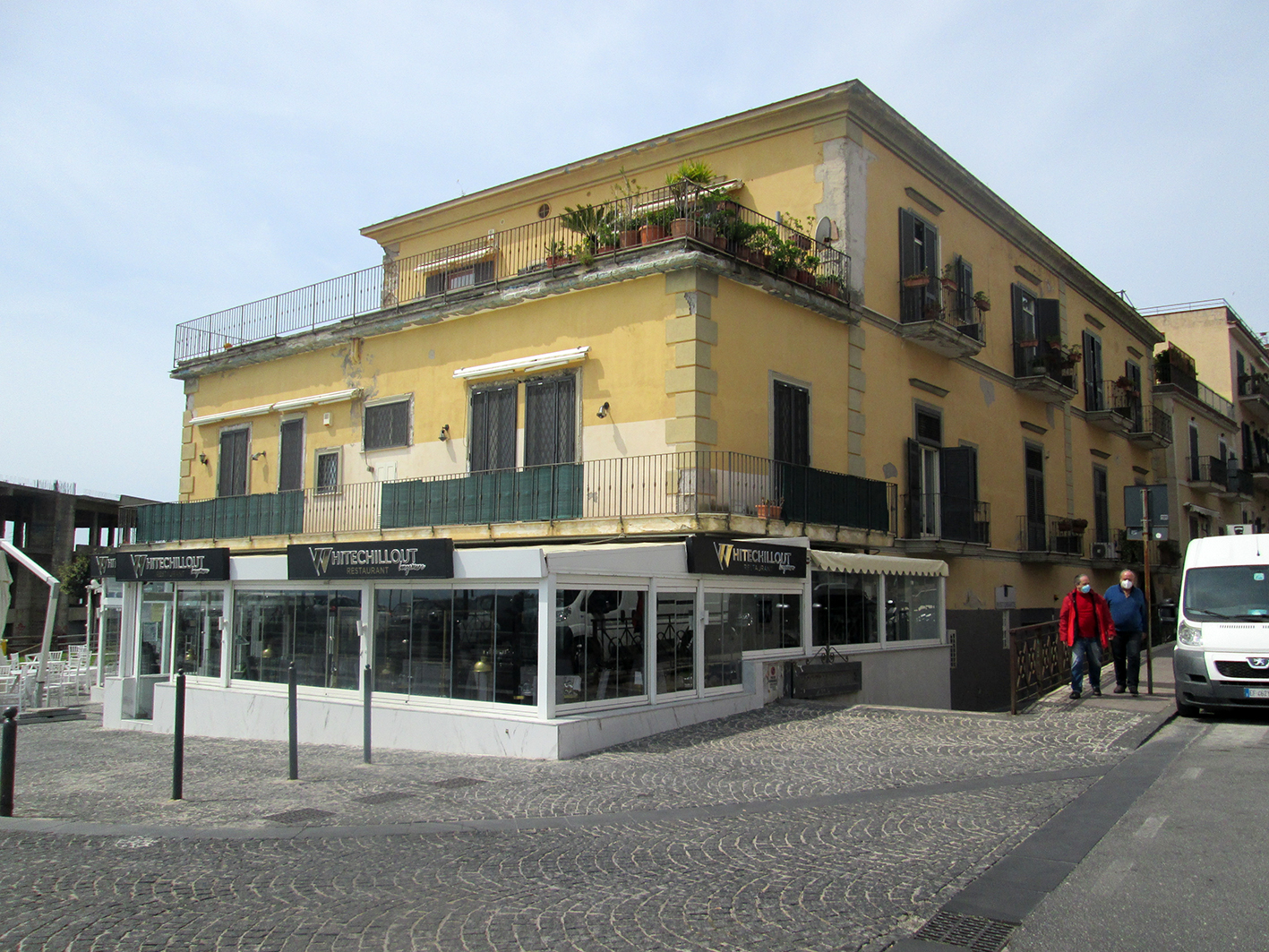 [Palazzo in Via Giacomo Matteotti, 44-46-48-50]