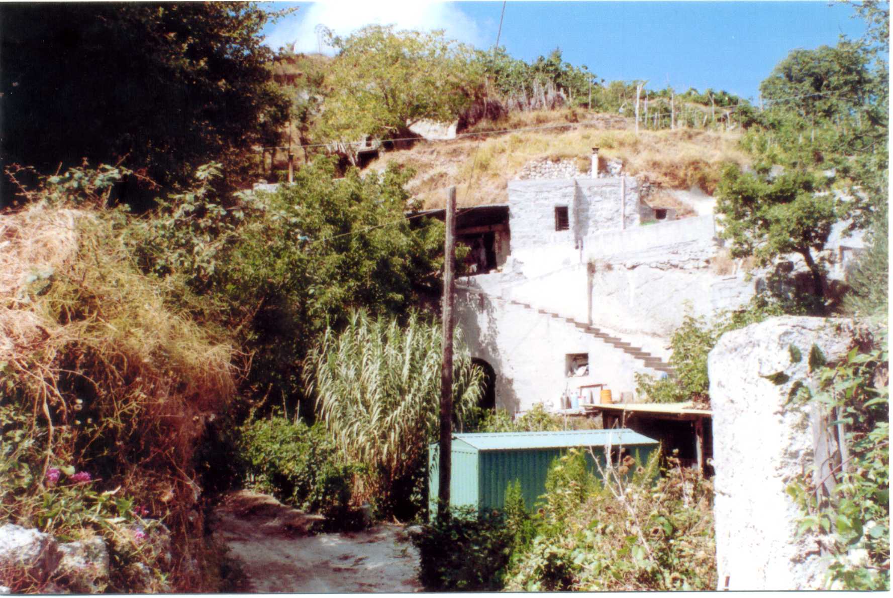 abituri e cellaio rurale