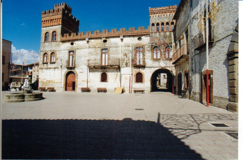 centro storico, collinare, lineare, Cannalonga, Canna longa