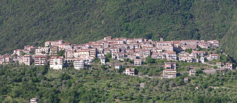 centro storico, di crinale, collinare, murato, Felitto, Philecto , Fleoti , Filettum , Filetto