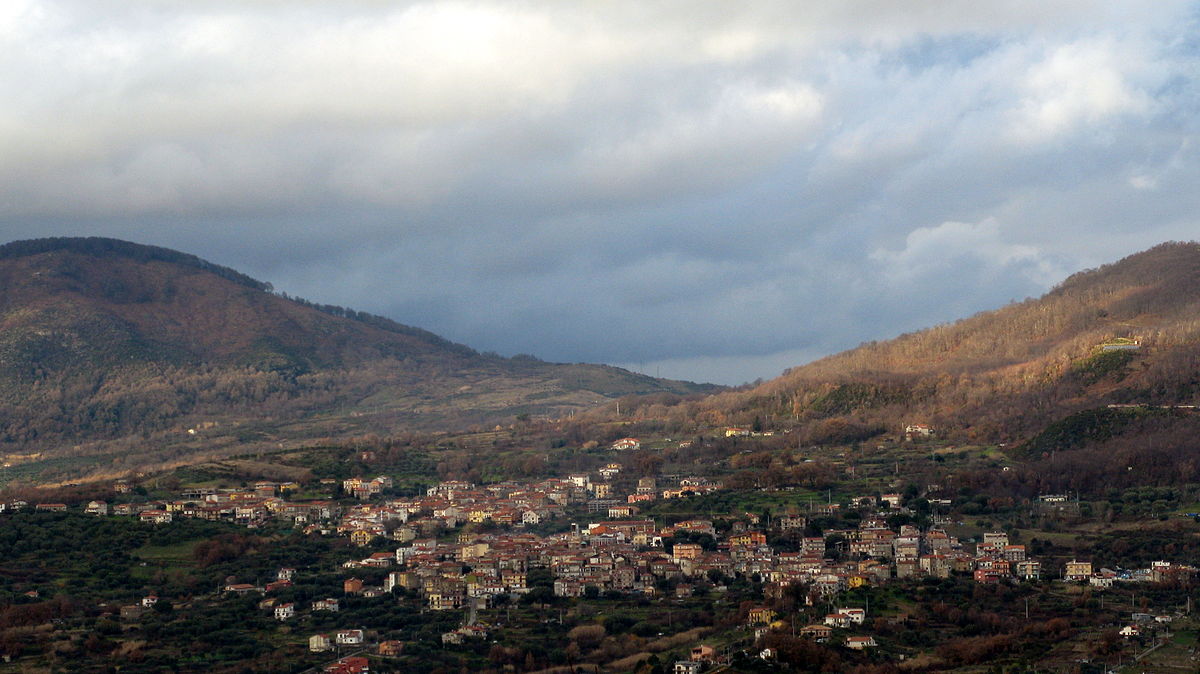 centro storico, collinare, difensivo, Moio della Civitella, Mojo , Moyo , Moyo Troyano , Muoio