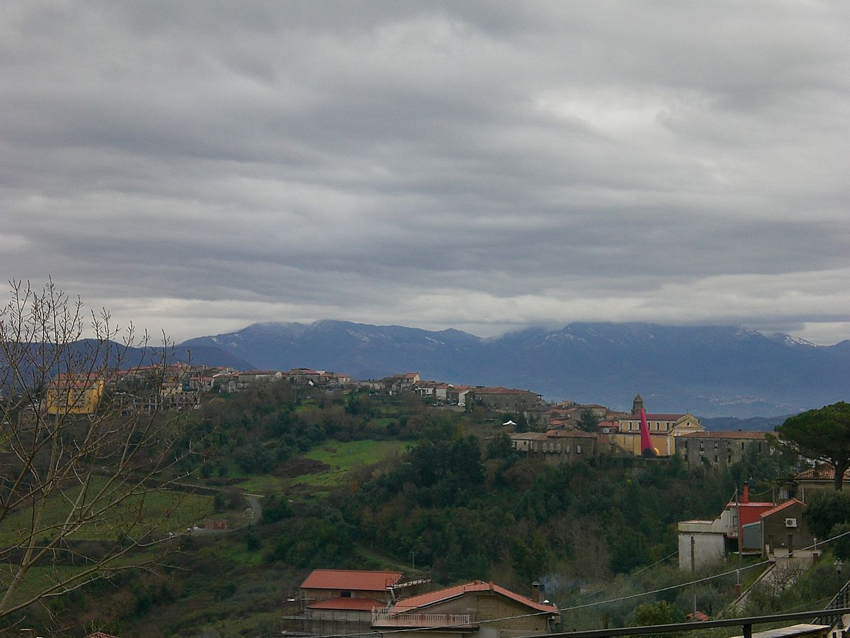 centro storico, di crinale, collinare, lineare, agricolo, Rutino, Ruticinum , Rutigino , Ruticíno , Rodìno , Rotino