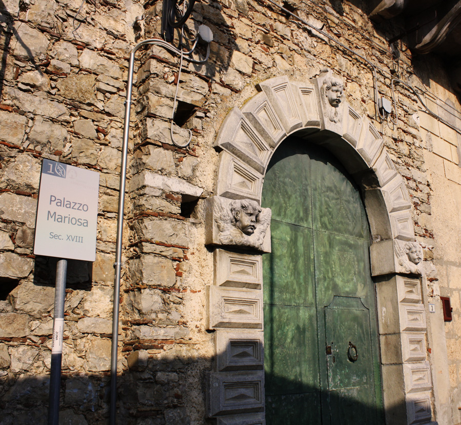 centro storico, collinare, difensivo, Castel Ruggero, Castra Roggerii , Castro , Torre Superiore , Torre Orsaja superiore