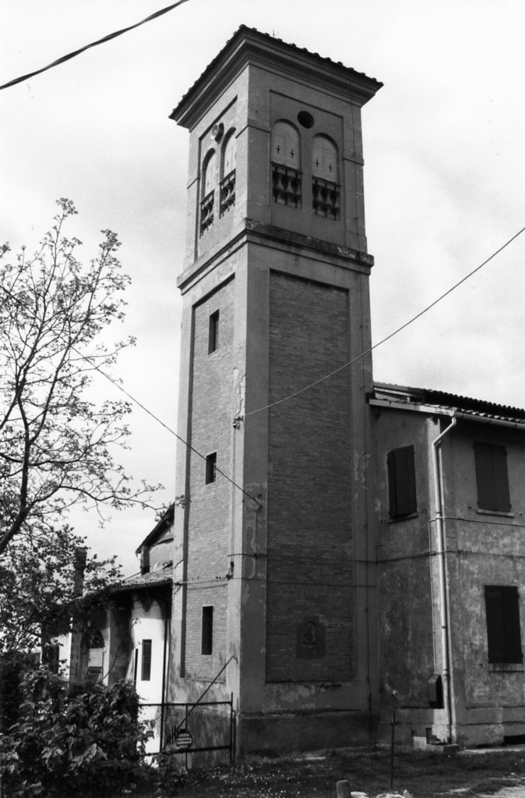 Campanile Chiesa di S. Apollinare Vescovo Martire